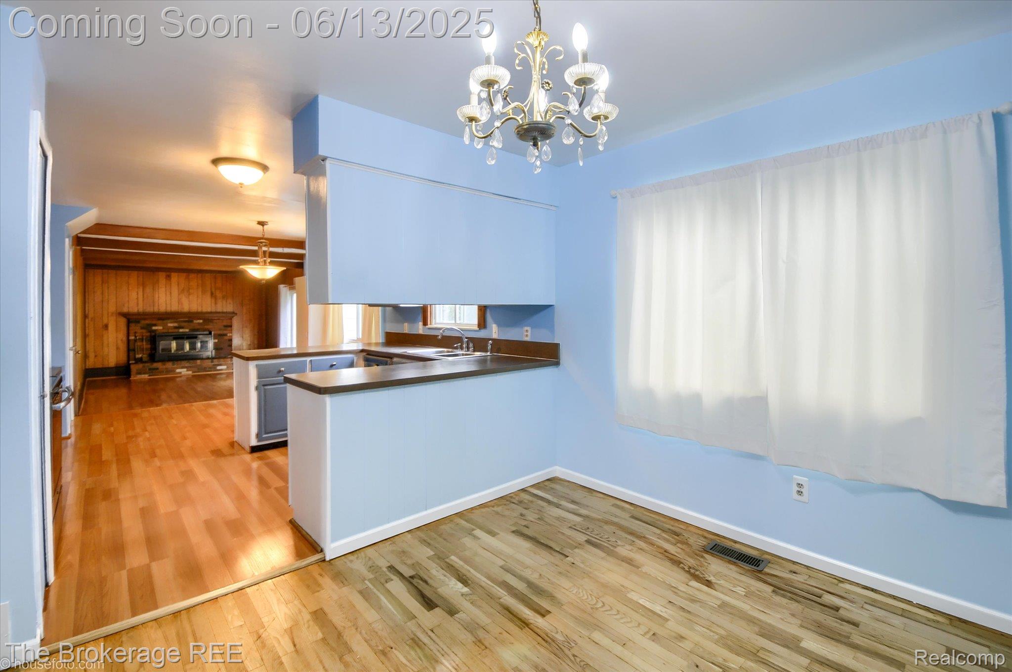 732 E Grand Blanc Road