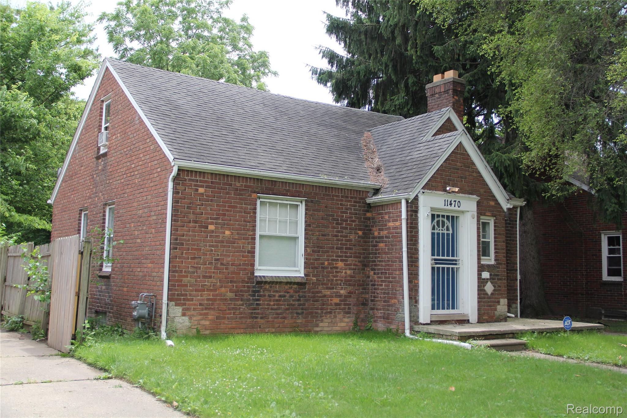 11470 E Lakepointe Street E