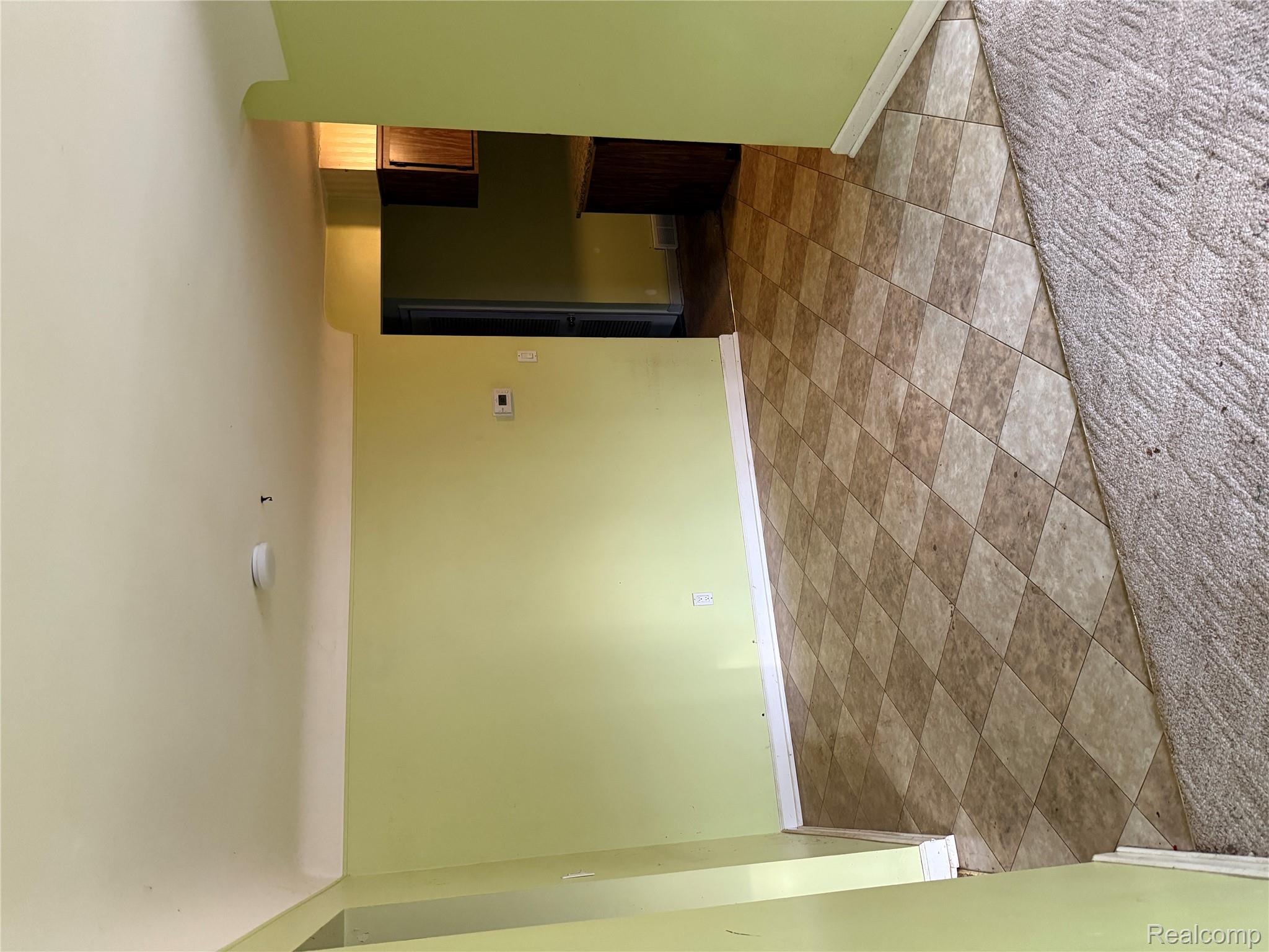 2448 Winkleman Drive