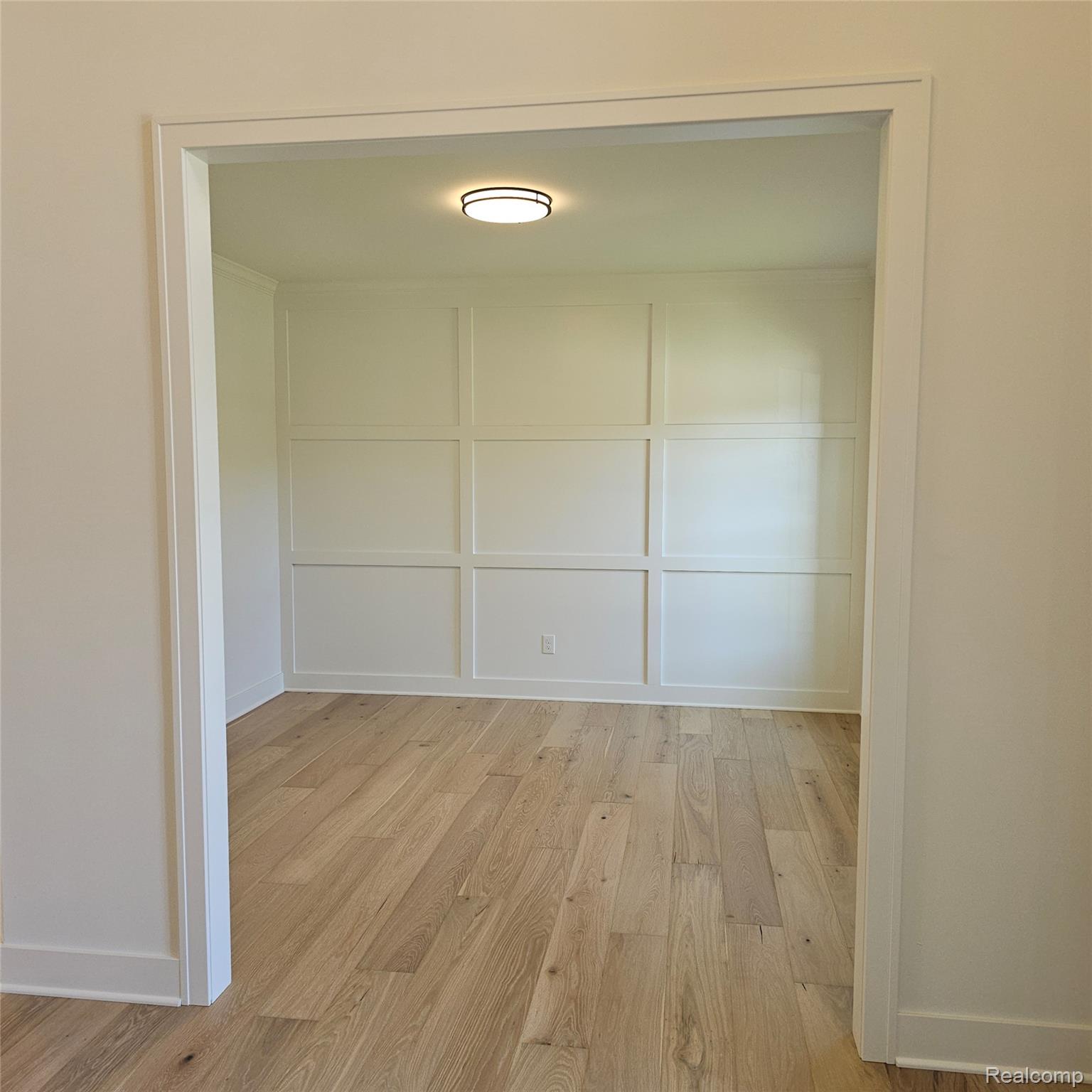 24092 Sawgrass Drive