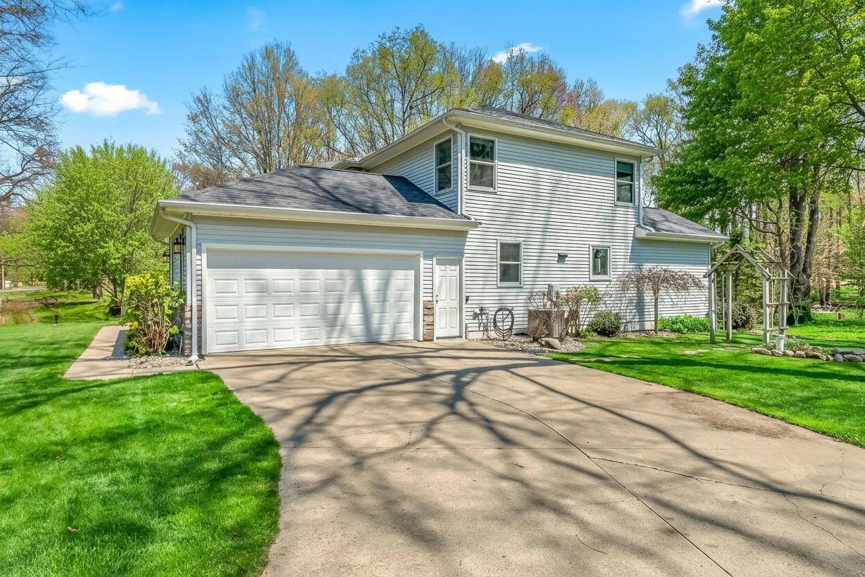 15660 Kesselwood Trail