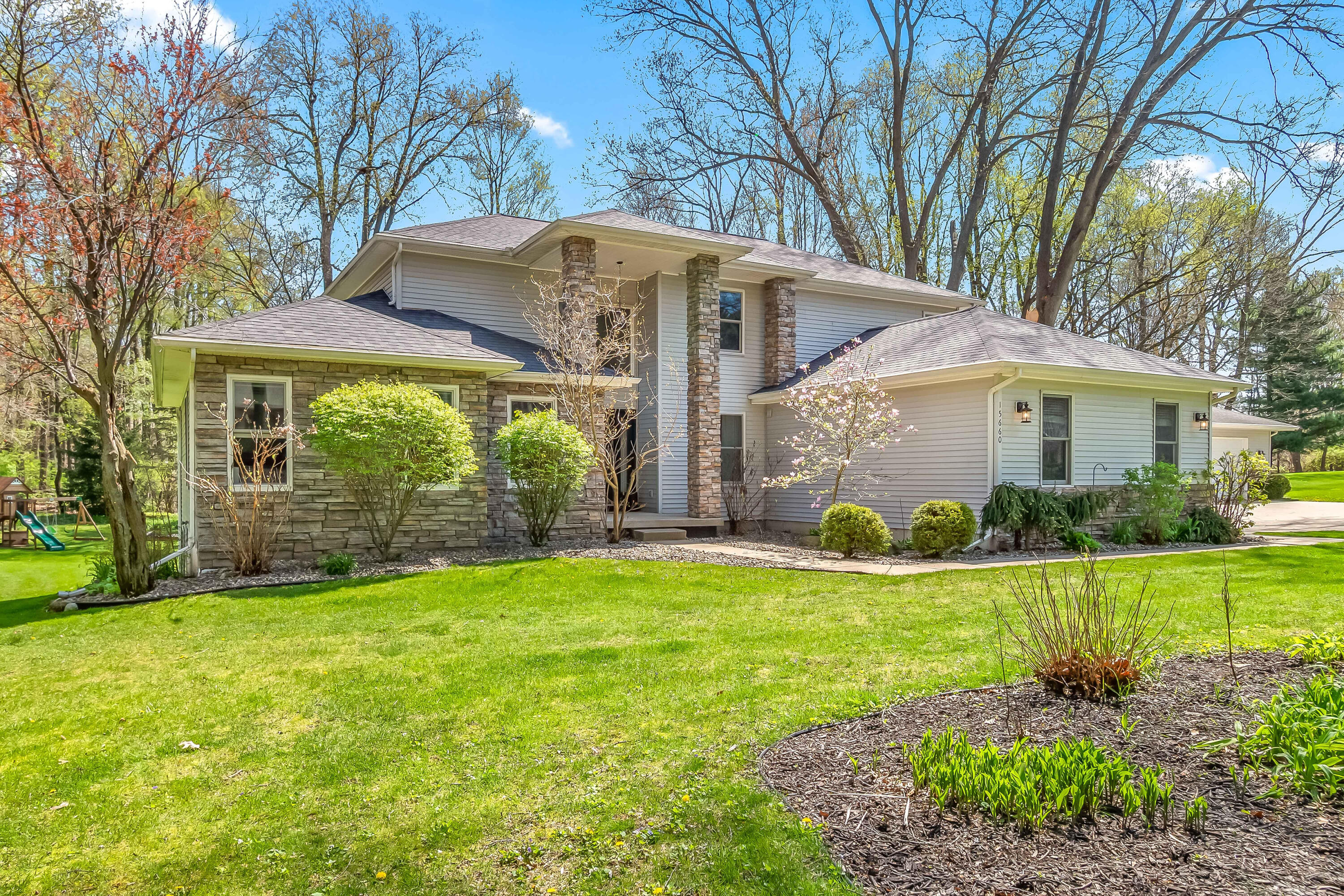 15660 Kesselwood Trail