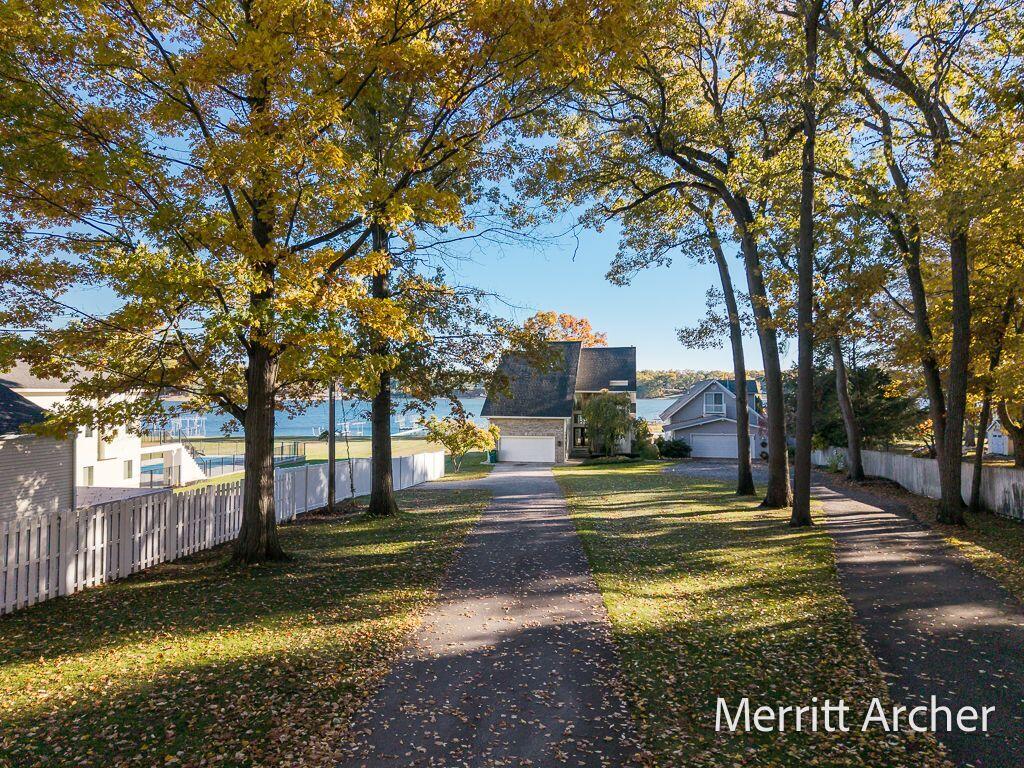 1499 Glenwood Avenue