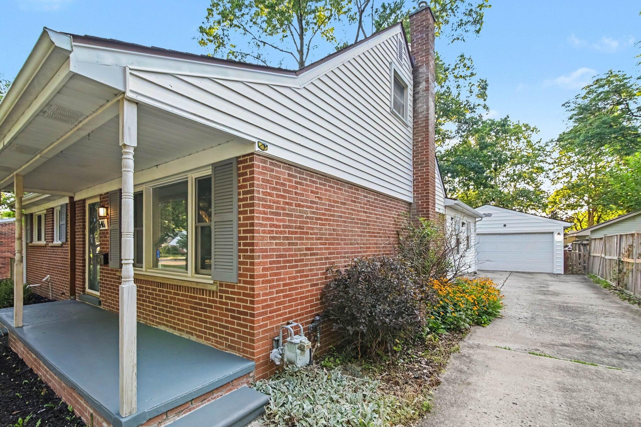646 Center Drive