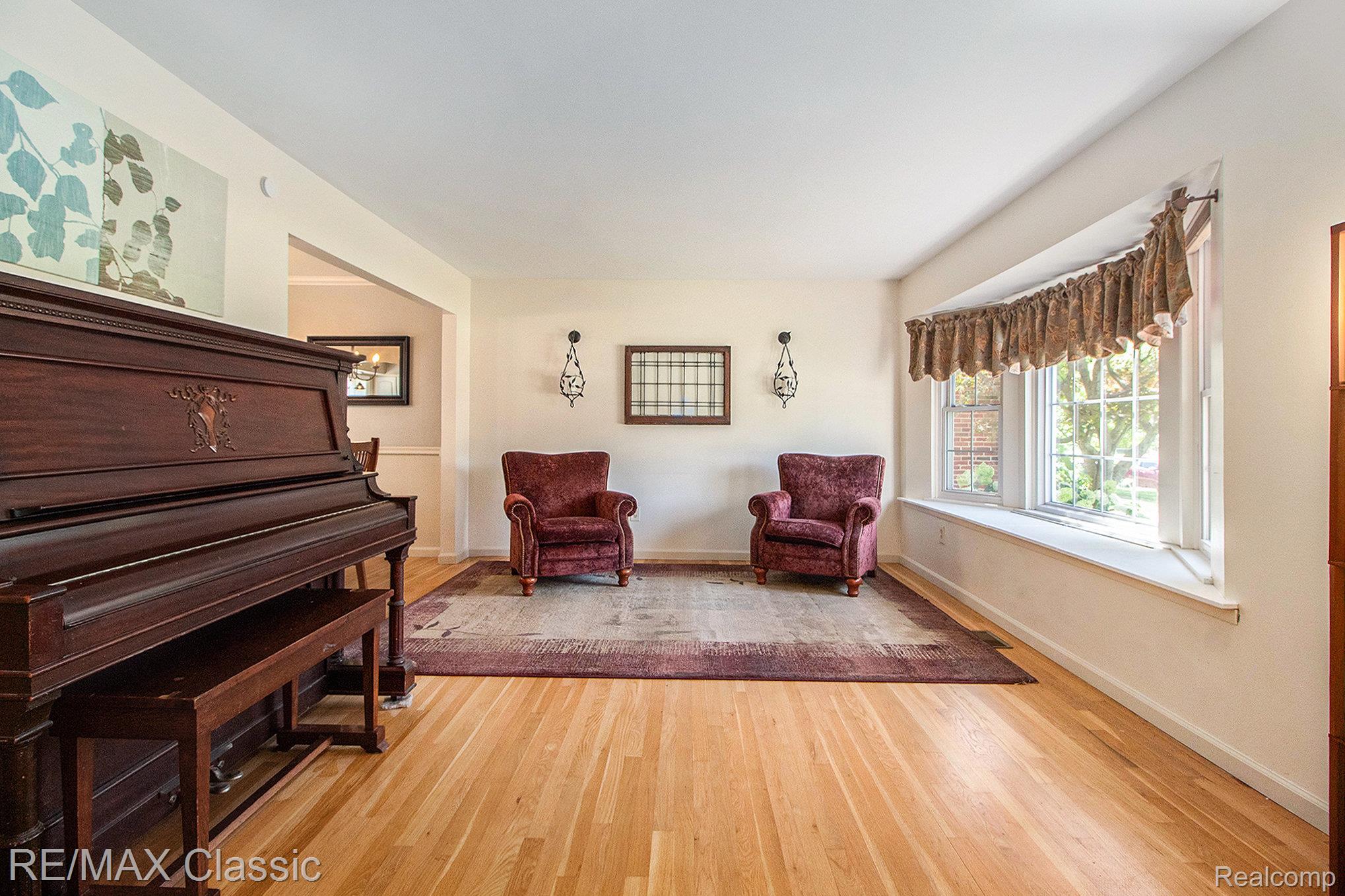 6706 Brookshire Drive