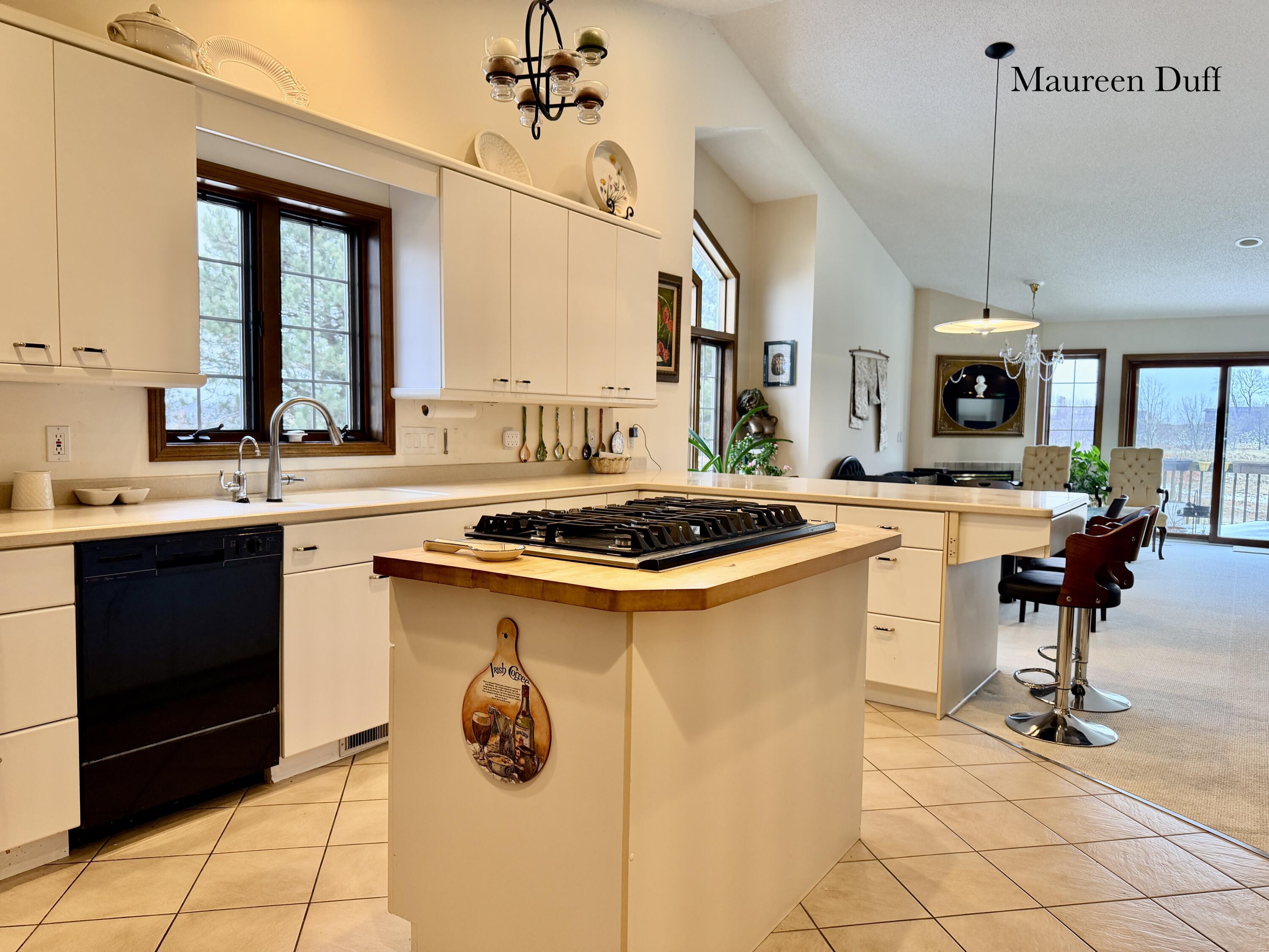 1554 E Harbour Towne Circle 73