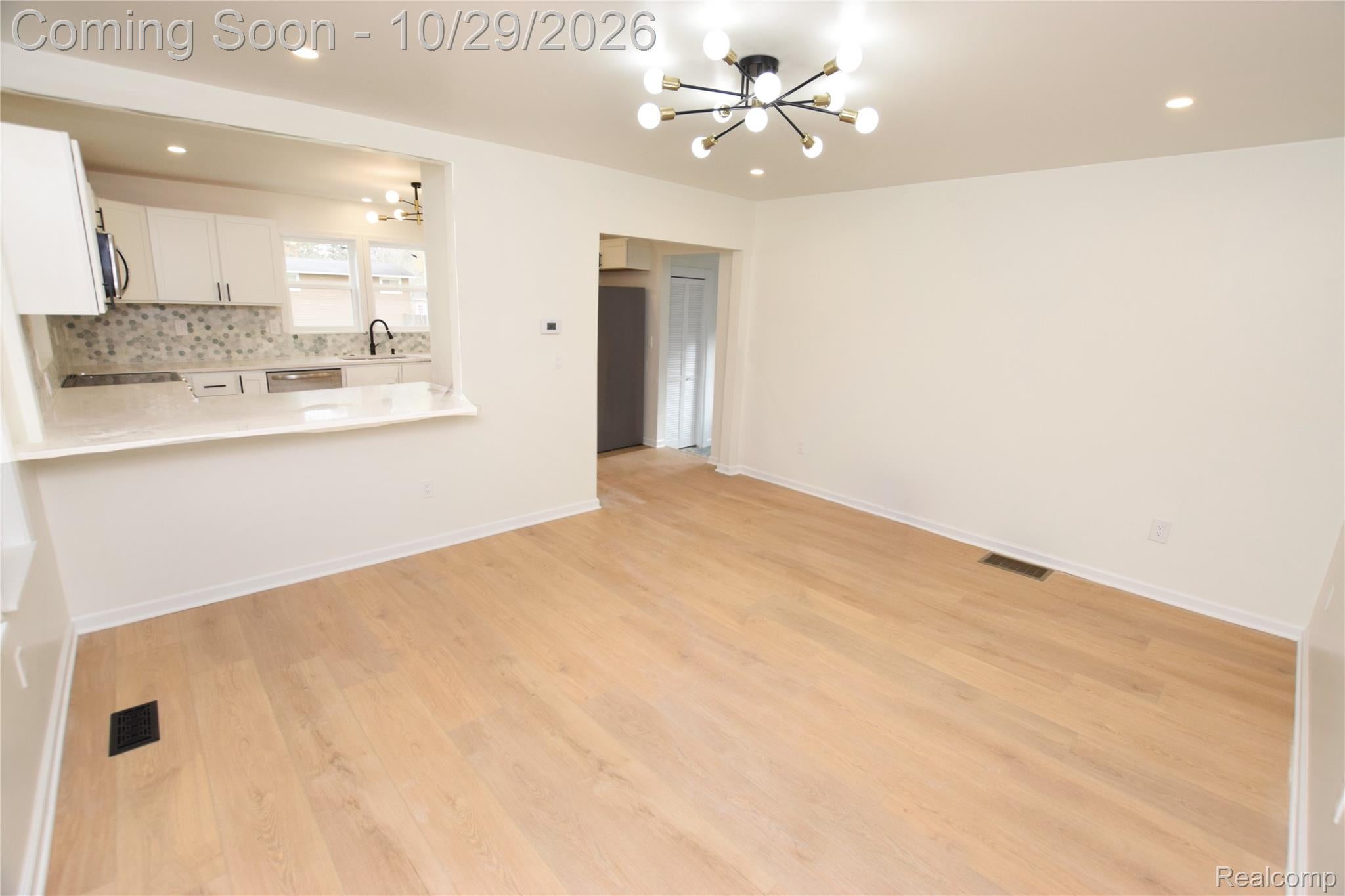 4344 E Carpenter Road
