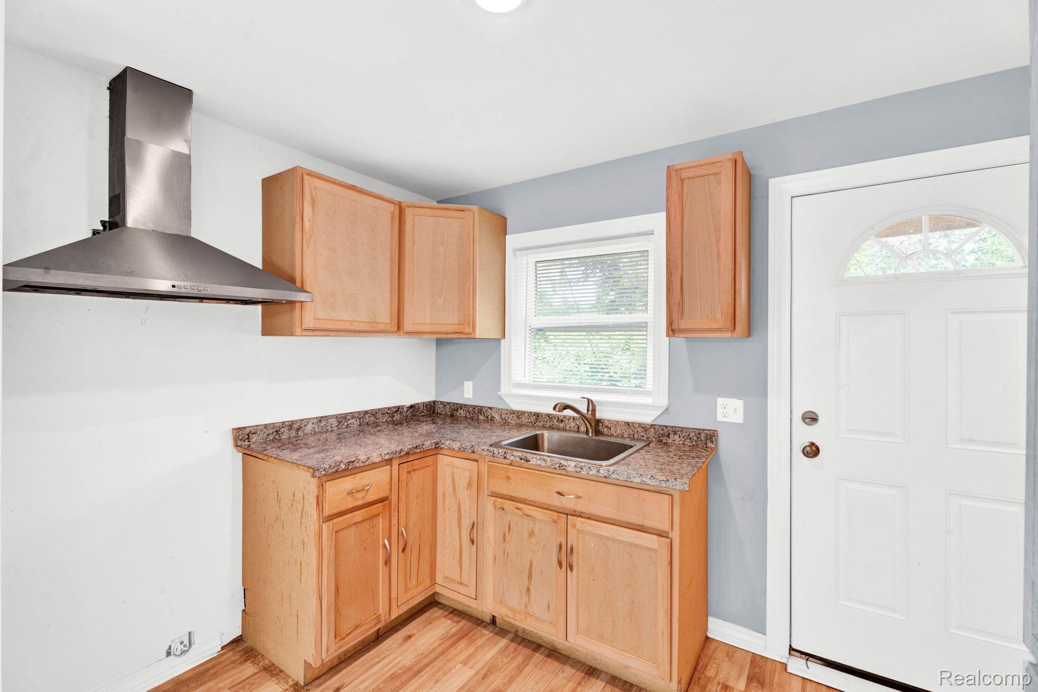 Detroit City, Michigan 48238, United States, 2 Bedrooms Bedrooms, ,1 BathroomBathrooms,Residential,Active,154041