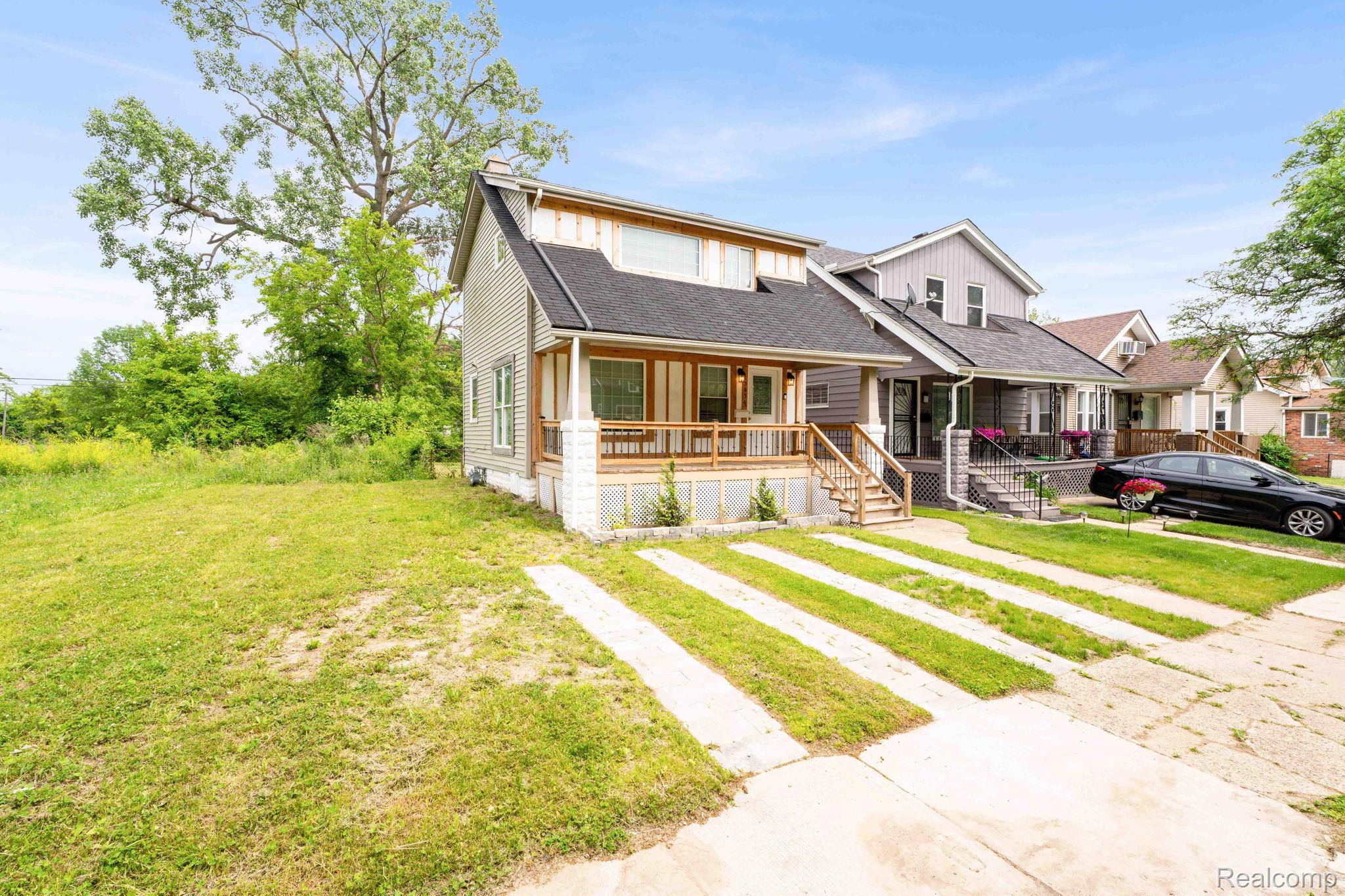 Detroit City, Michigan 48238, United States, 2 Bedrooms Bedrooms, ,1 BathroomBathrooms,Residential,Active,154041