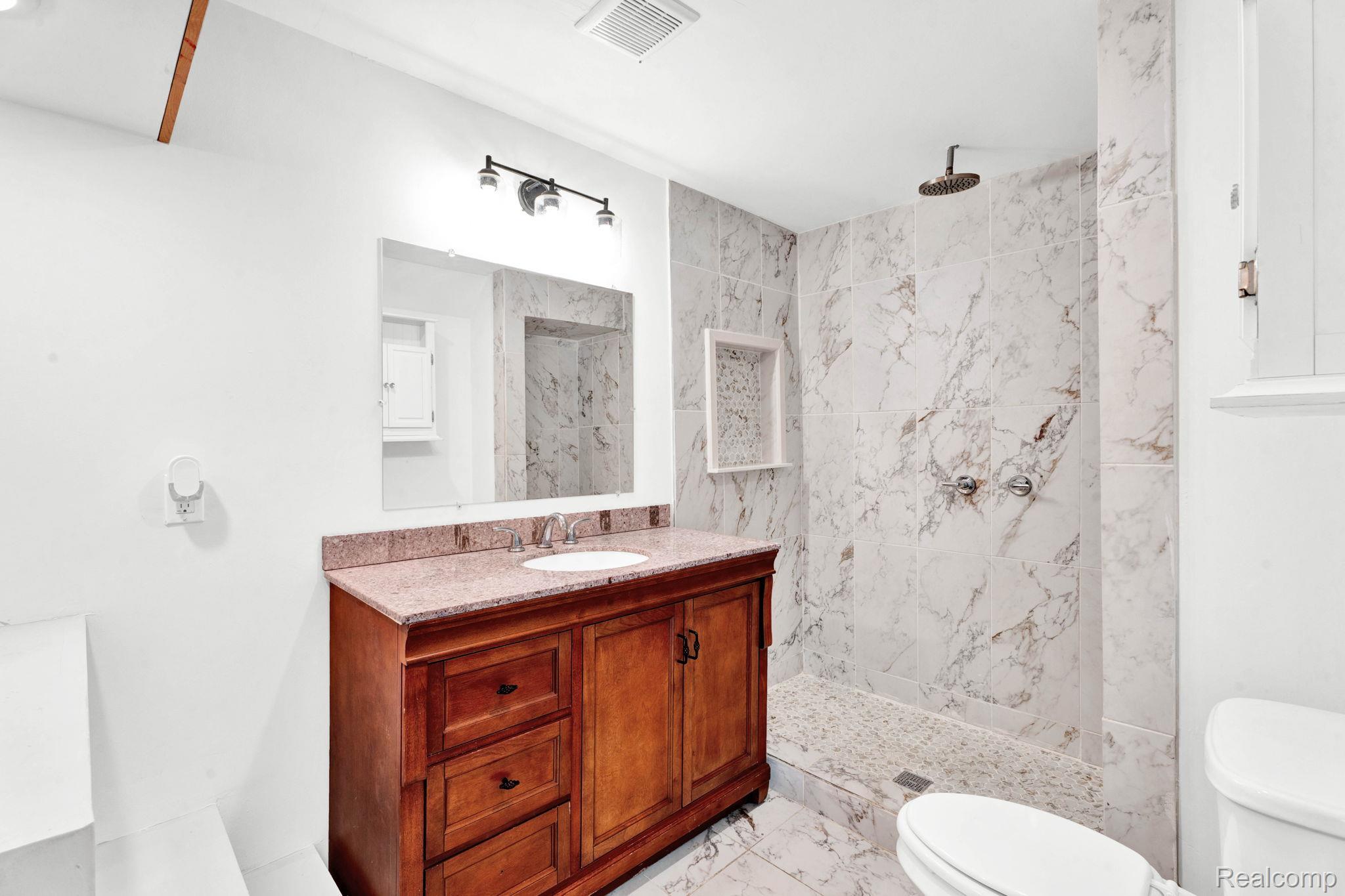 Detroit City, Michigan 48238, United States, 2 Bedrooms Bedrooms, ,1 BathroomBathrooms,Residential,Active,154041