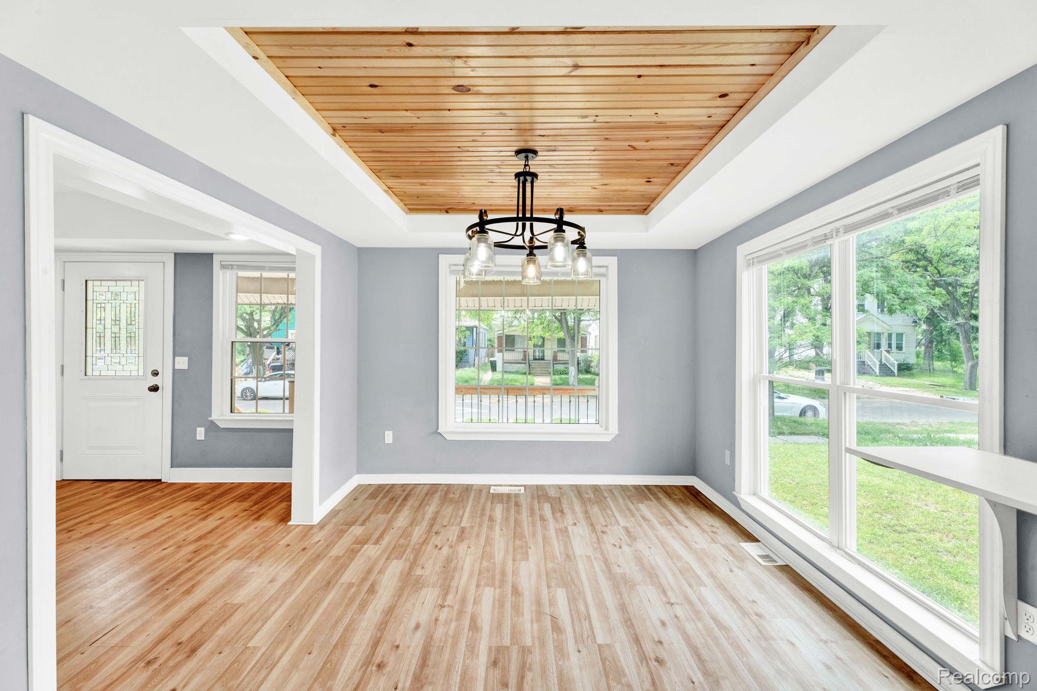 Detroit City, Michigan 48238, United States, 2 Bedrooms Bedrooms, ,1 BathroomBathrooms,Residential,Active,154041