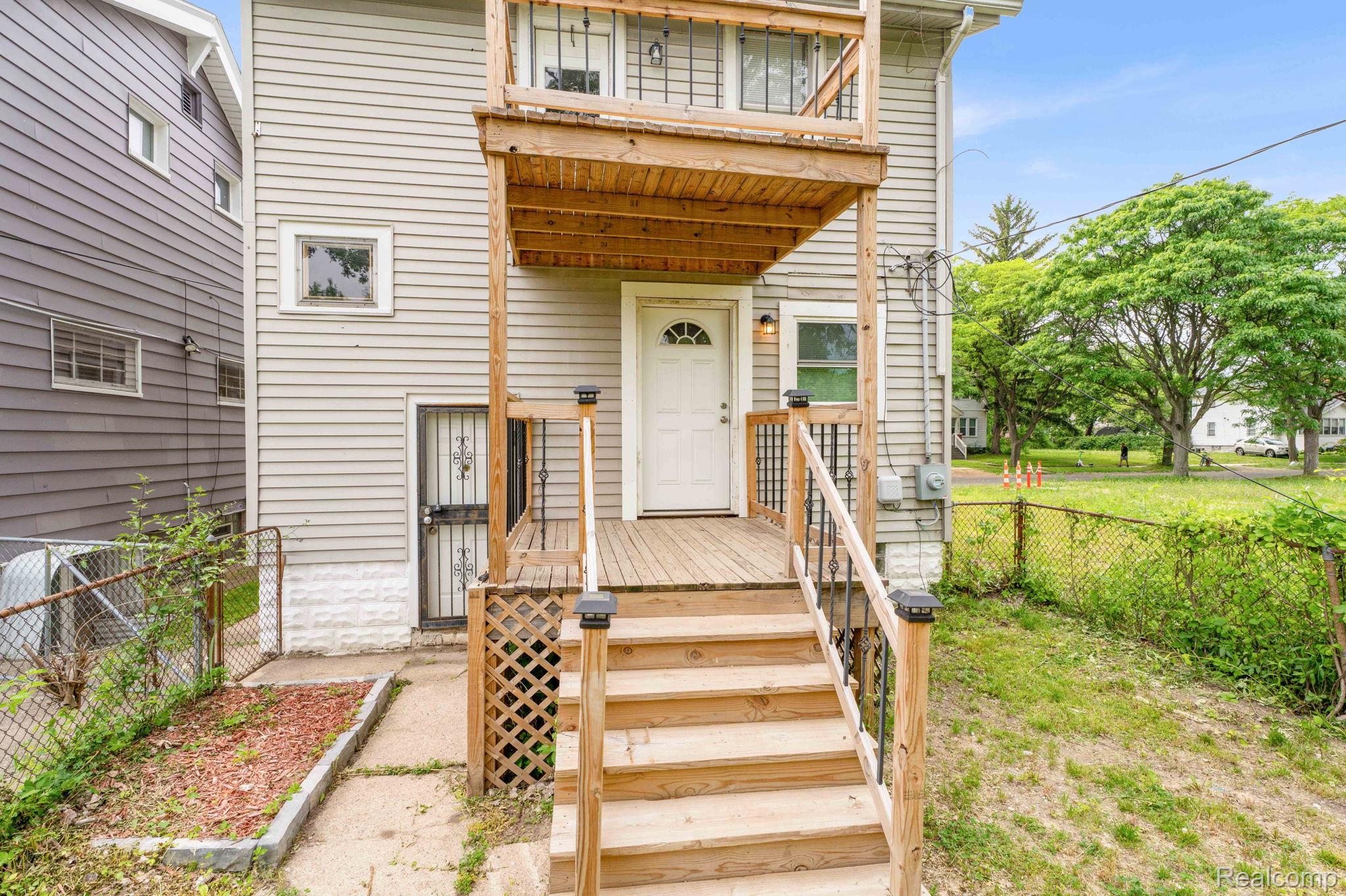 Detroit City, Michigan 48238, United States, 2 Bedrooms Bedrooms, ,1 BathroomBathrooms,Residential,Active,154041