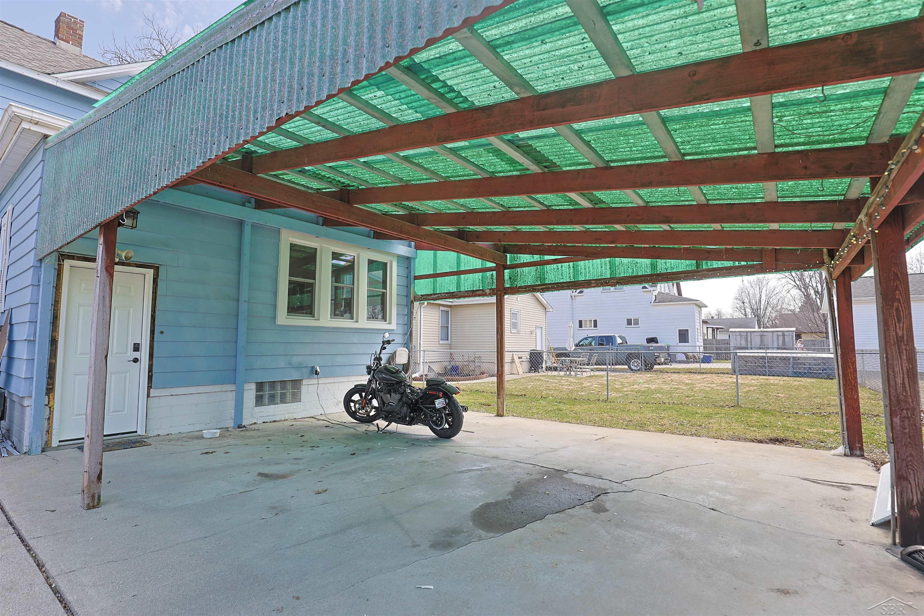 400 S Johnson Street