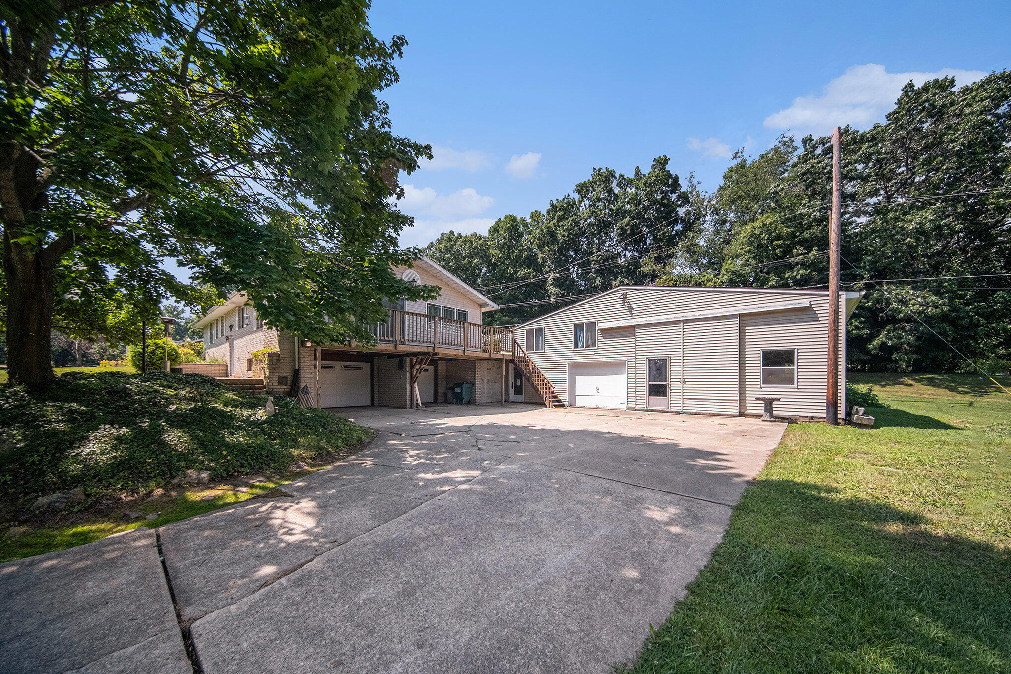 7109 Lake Shore Drive