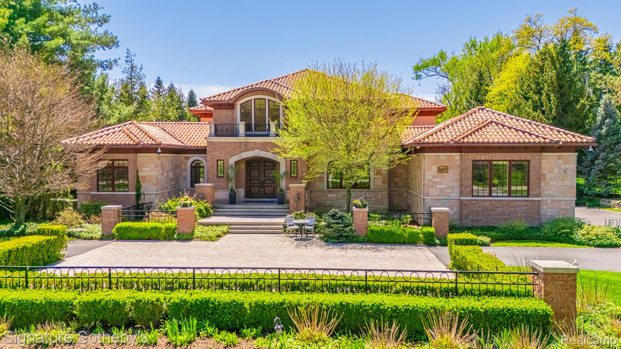 597 YARBORO Drive