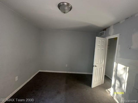 Tiny photo for 16145 Stahelin Avenue, Detroit City, MI 48219 (MLS # 20261085106)