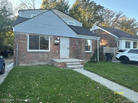 Photo of 16145 Stahelin Avenue, Detroit City, MI 48219 (MLS # 20261085106)