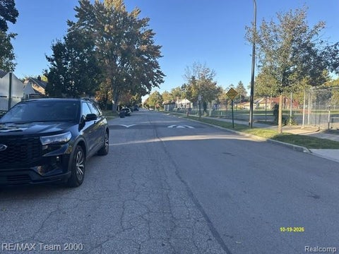 Tiny photo for 16145 Stahelin Avenue, Detroit City, MI 48219 (MLS # 20261085106)