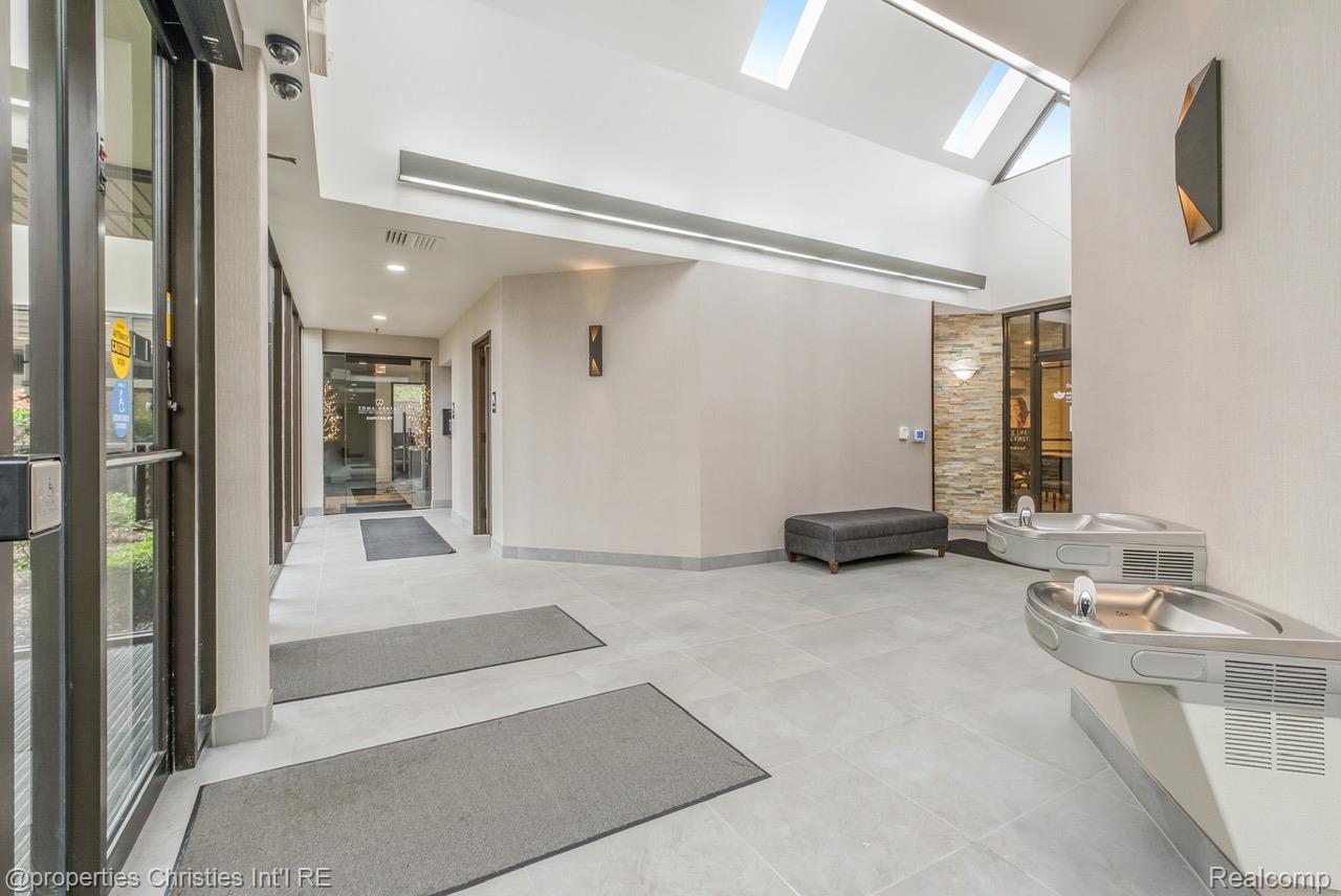 6330 Orchard Lake Road 110