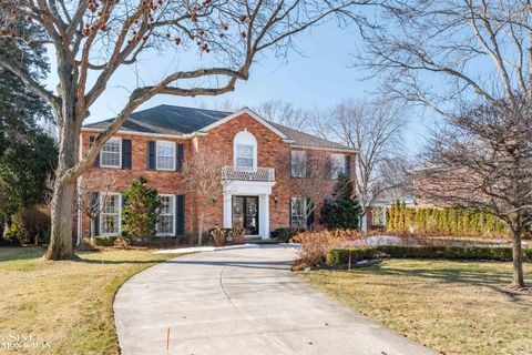 551 Renaud Road Grosse Pointe Woods City MI 48236