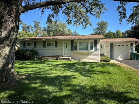 Photo for 13185 Lakeview Drive