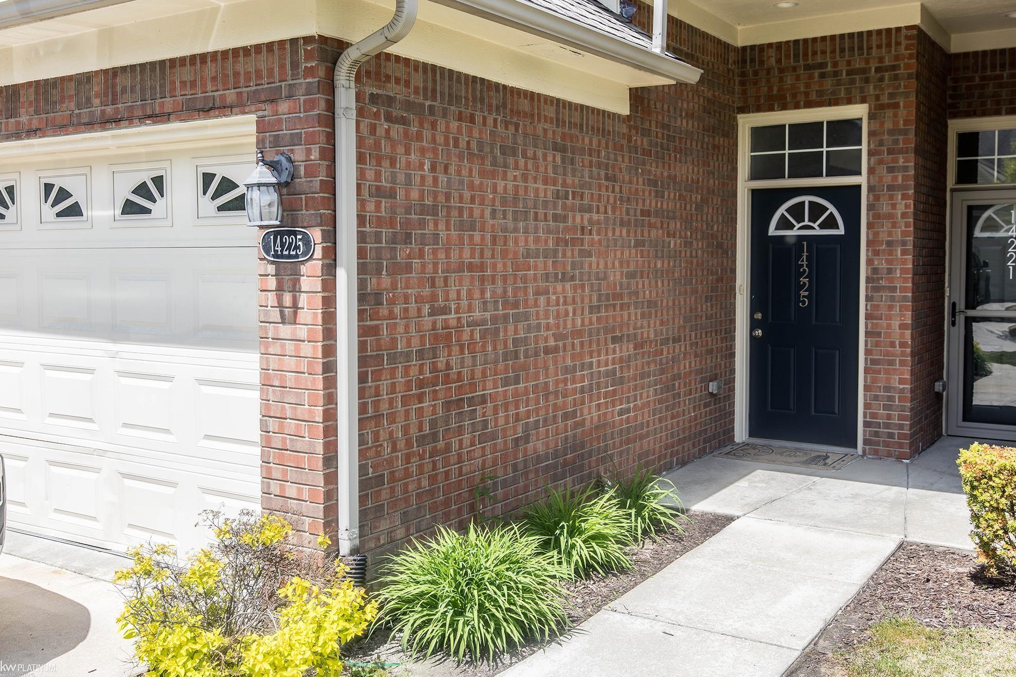 14225 Shadywood Drive