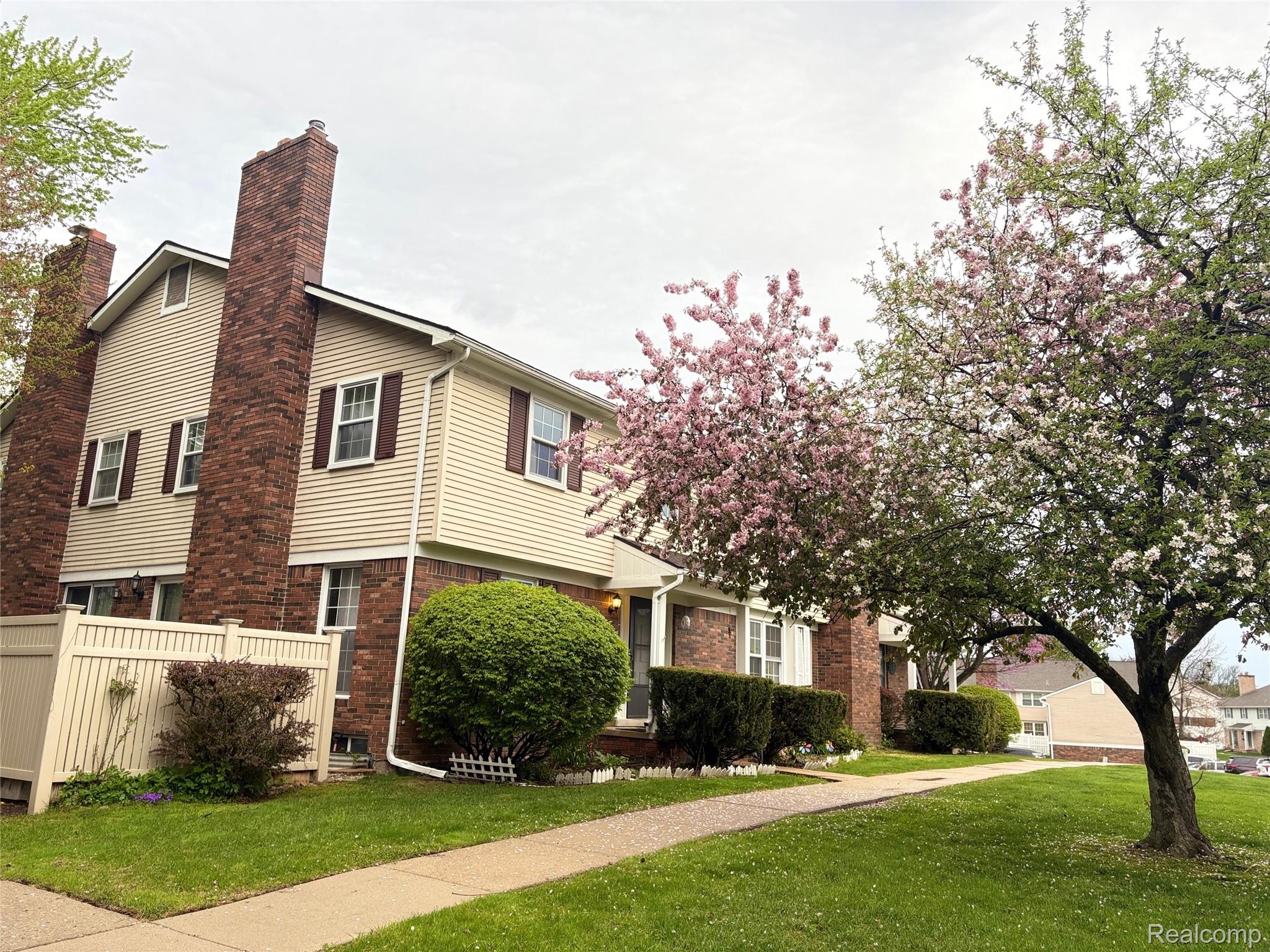 20806 W Glen Haven Circle