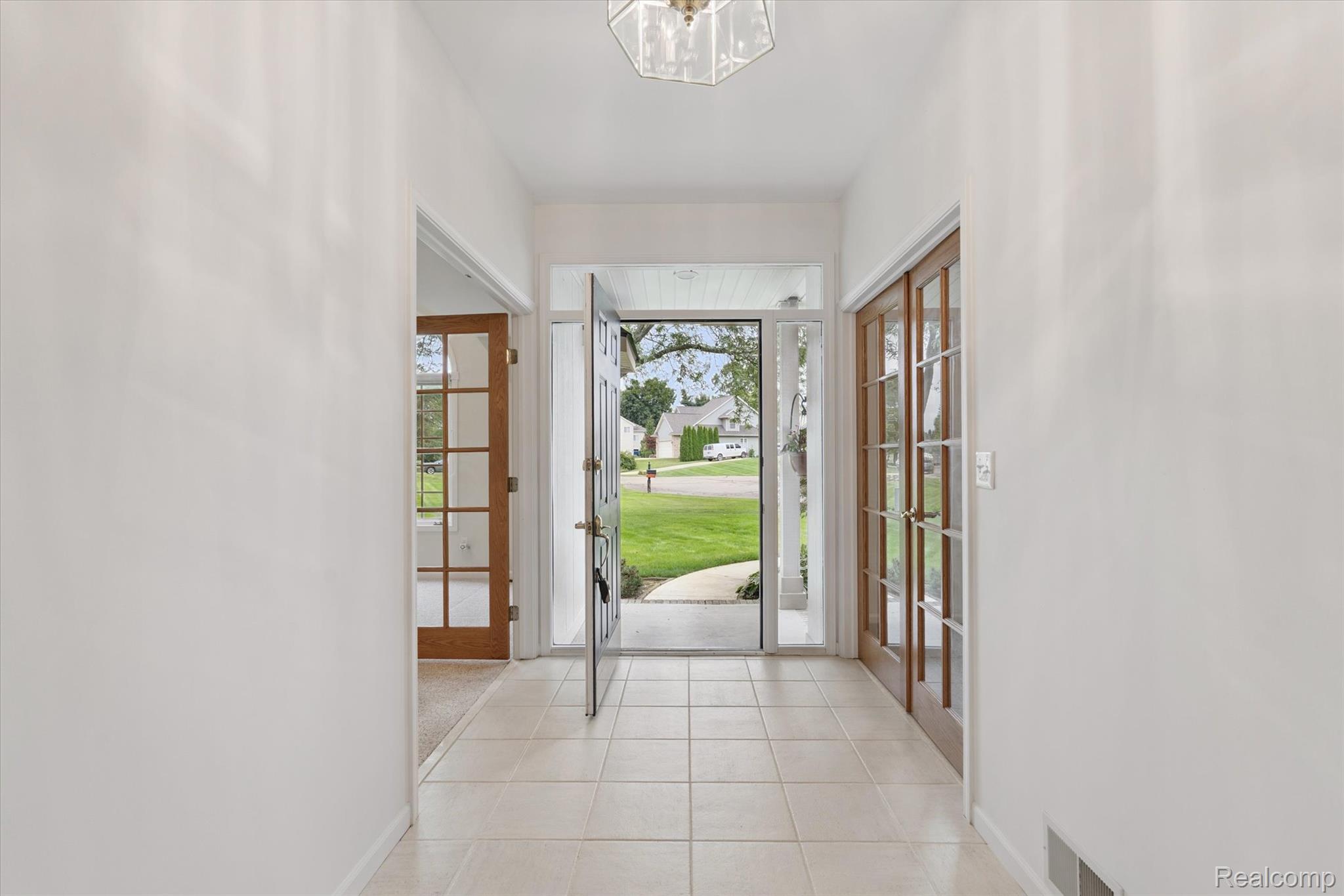 16534 W Horseshoe Trail