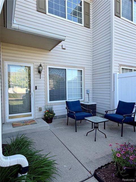 Photo of 26728 Ashton Drive, Woodhaven City, MI 48183 (MLS # 20261039397)