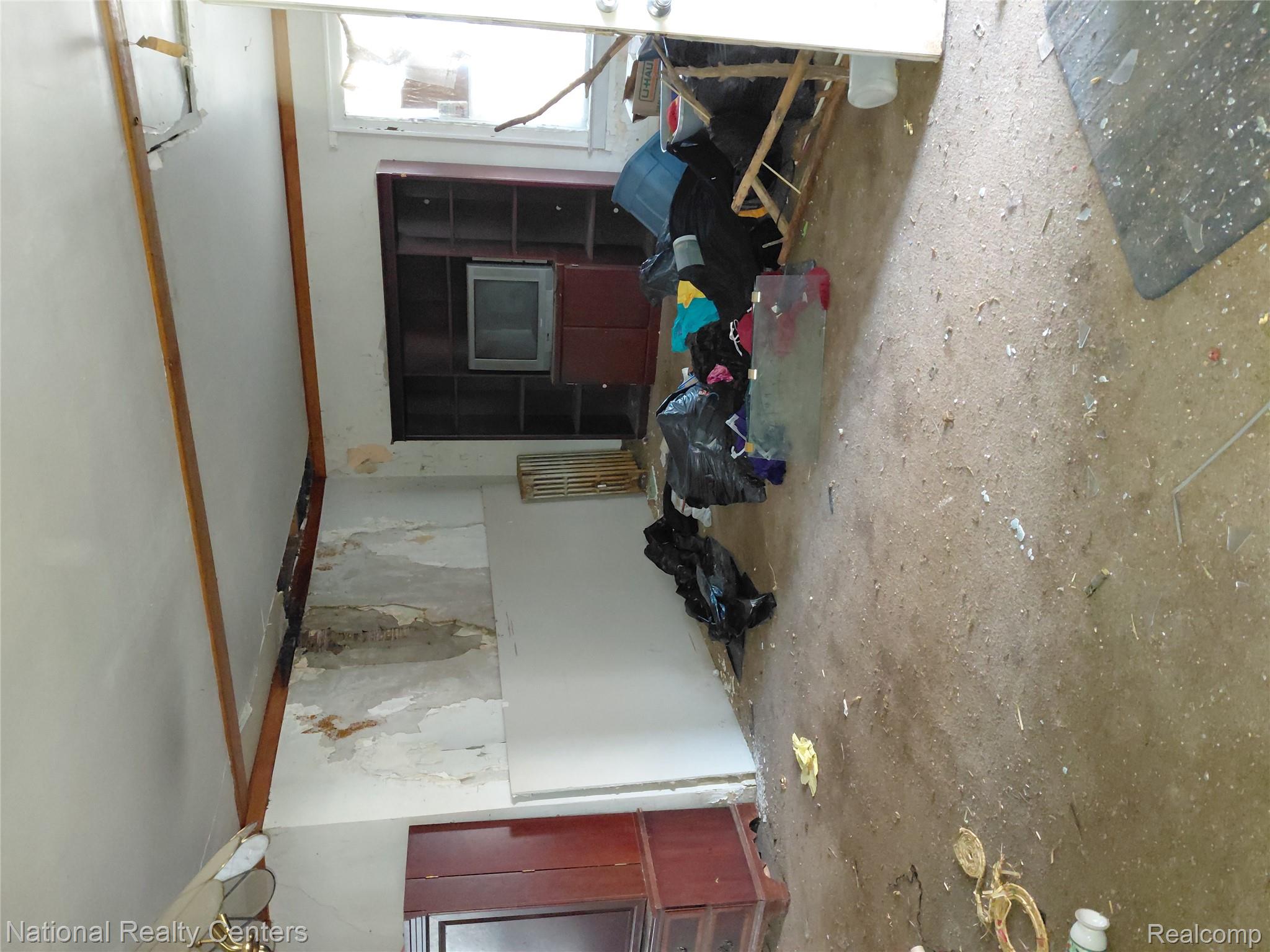 2105 Arlington Avenue