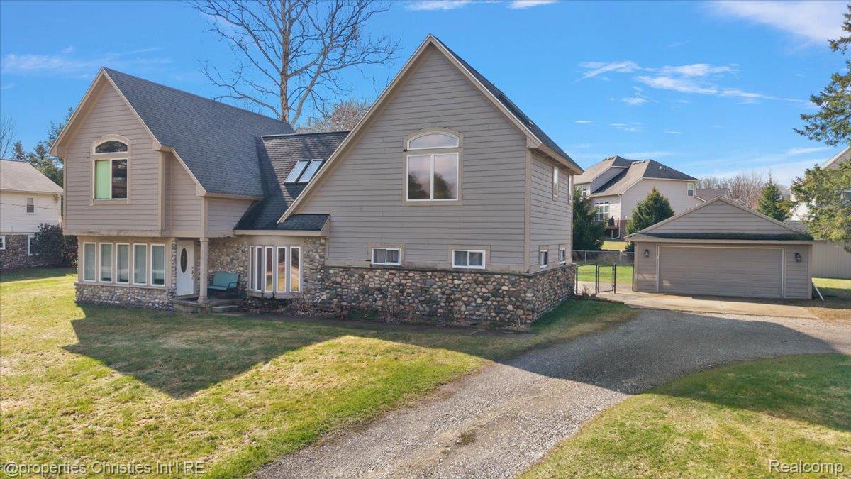 5863 Clarkston Road