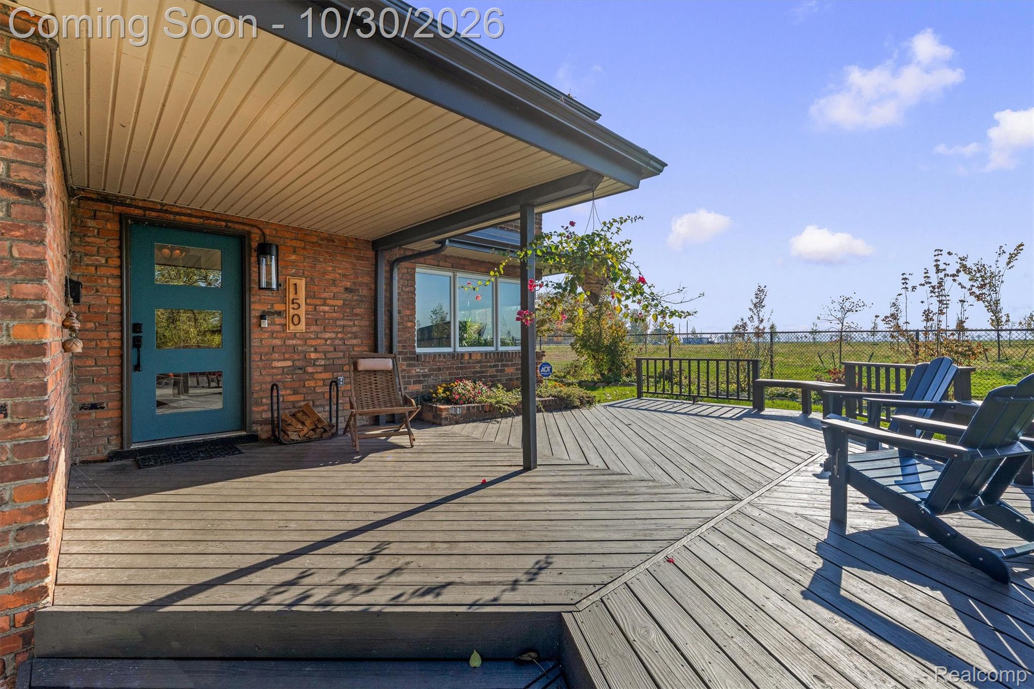 150 Eastlawn Street E