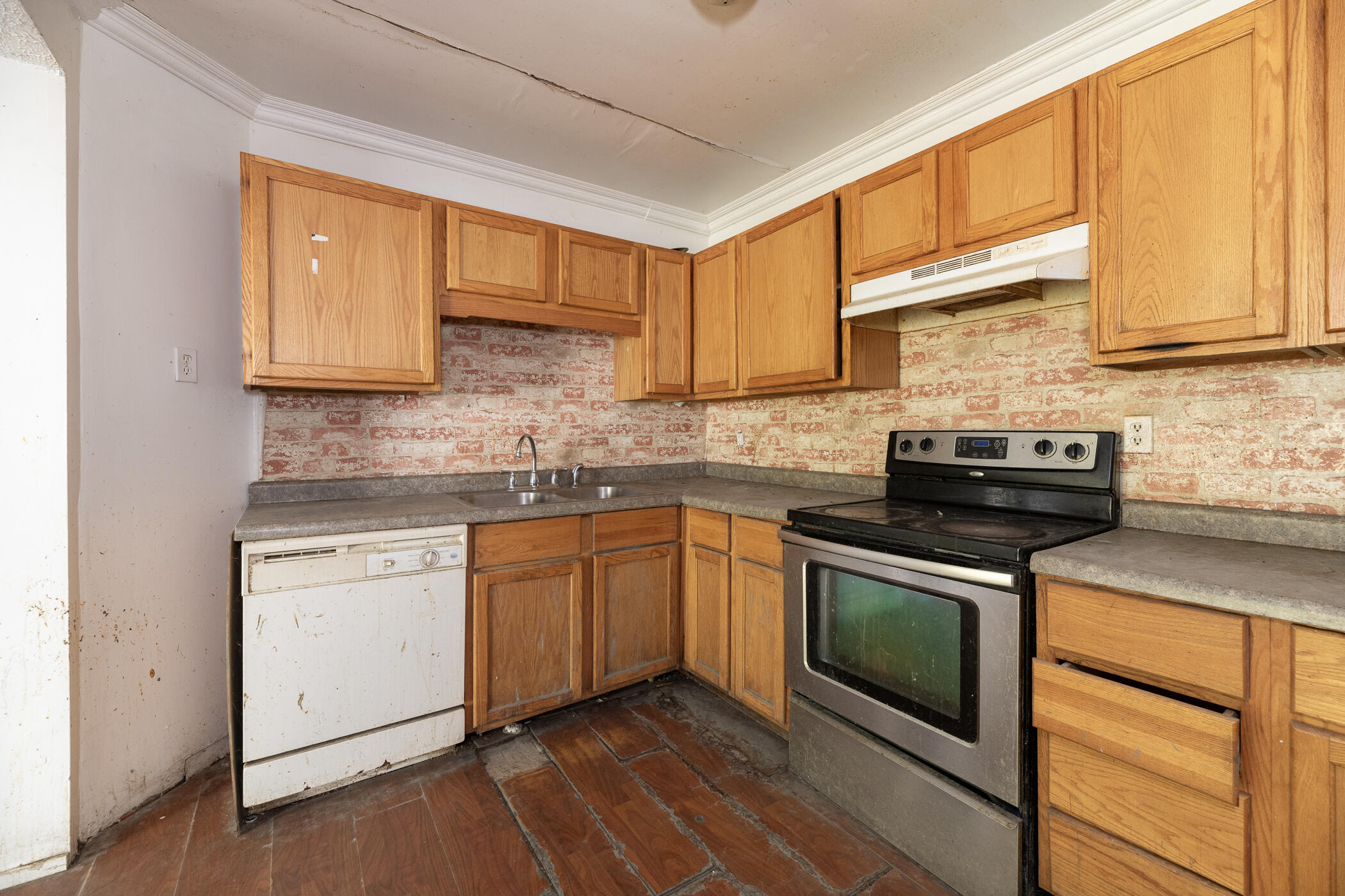 54952 Red Arrow Highway