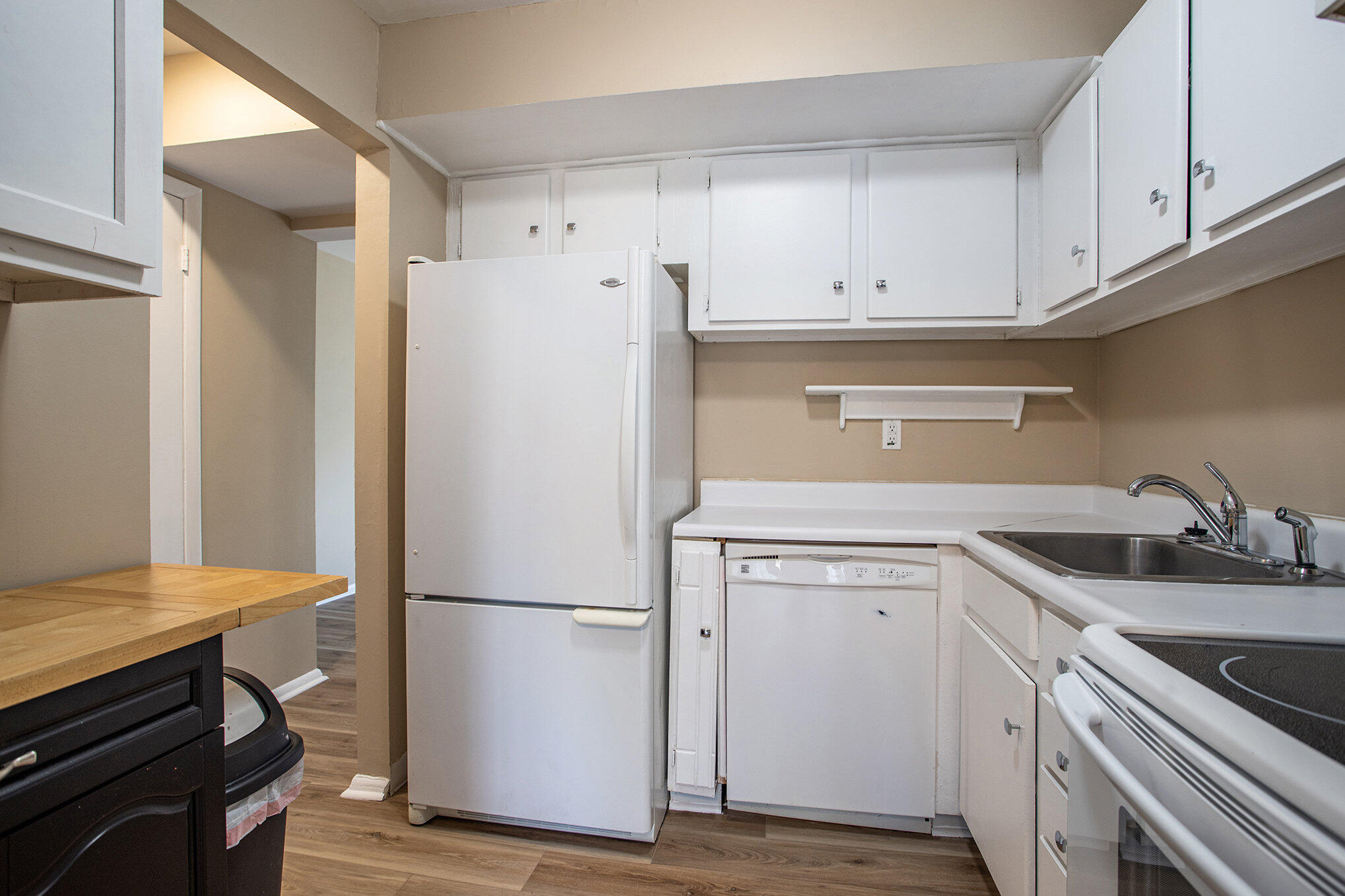 Kalamazoo City, Michigan 49006, United States, 2 Bedrooms Bedrooms, ,2 BathroomsBathrooms,Residential,Active,166392