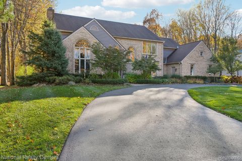 8573 Elkrun Drive Independence Charter Township MI 48348