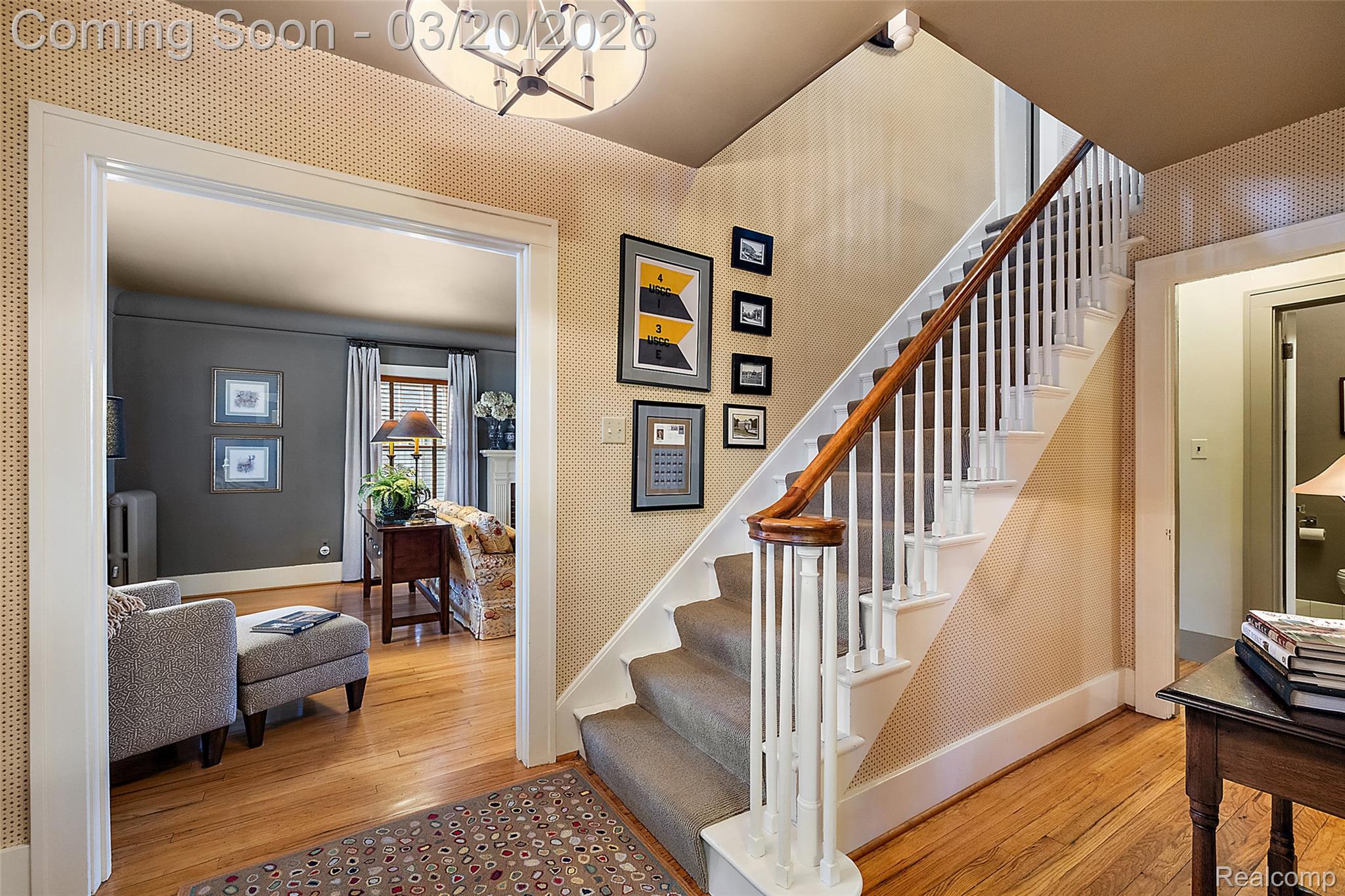 16811 Plainview Avenue