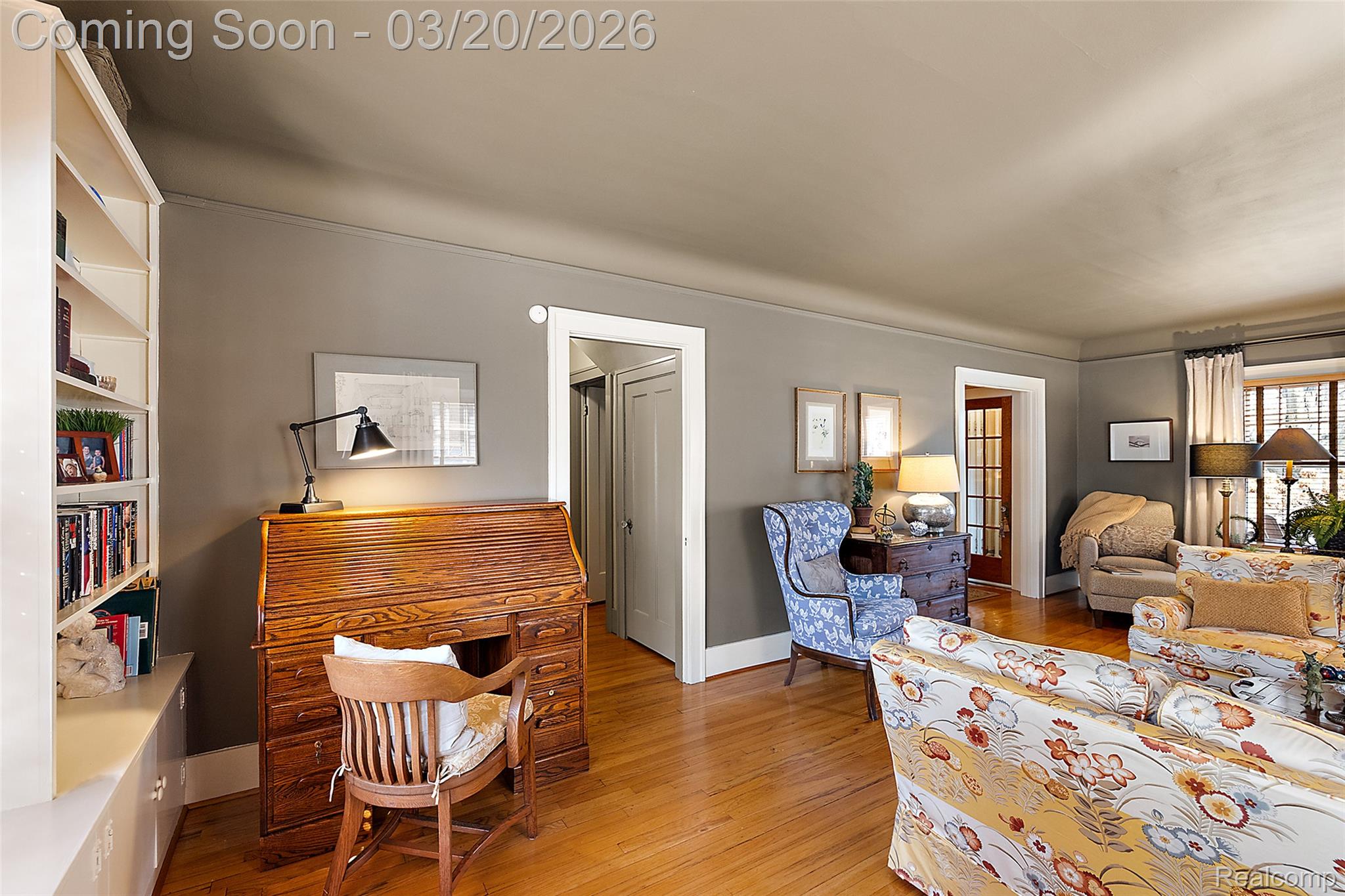 16811 Plainview Avenue