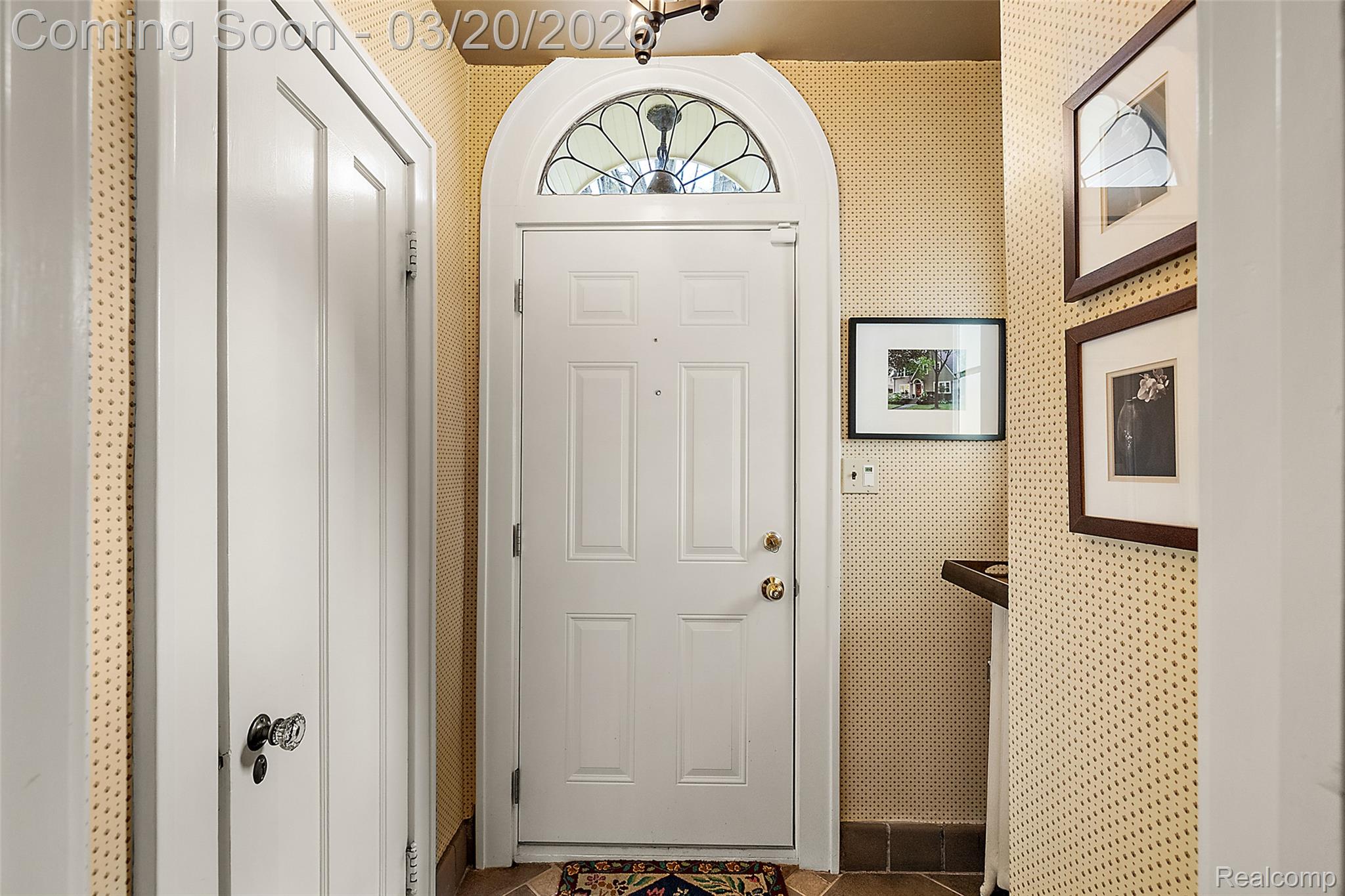 16811 Plainview Avenue