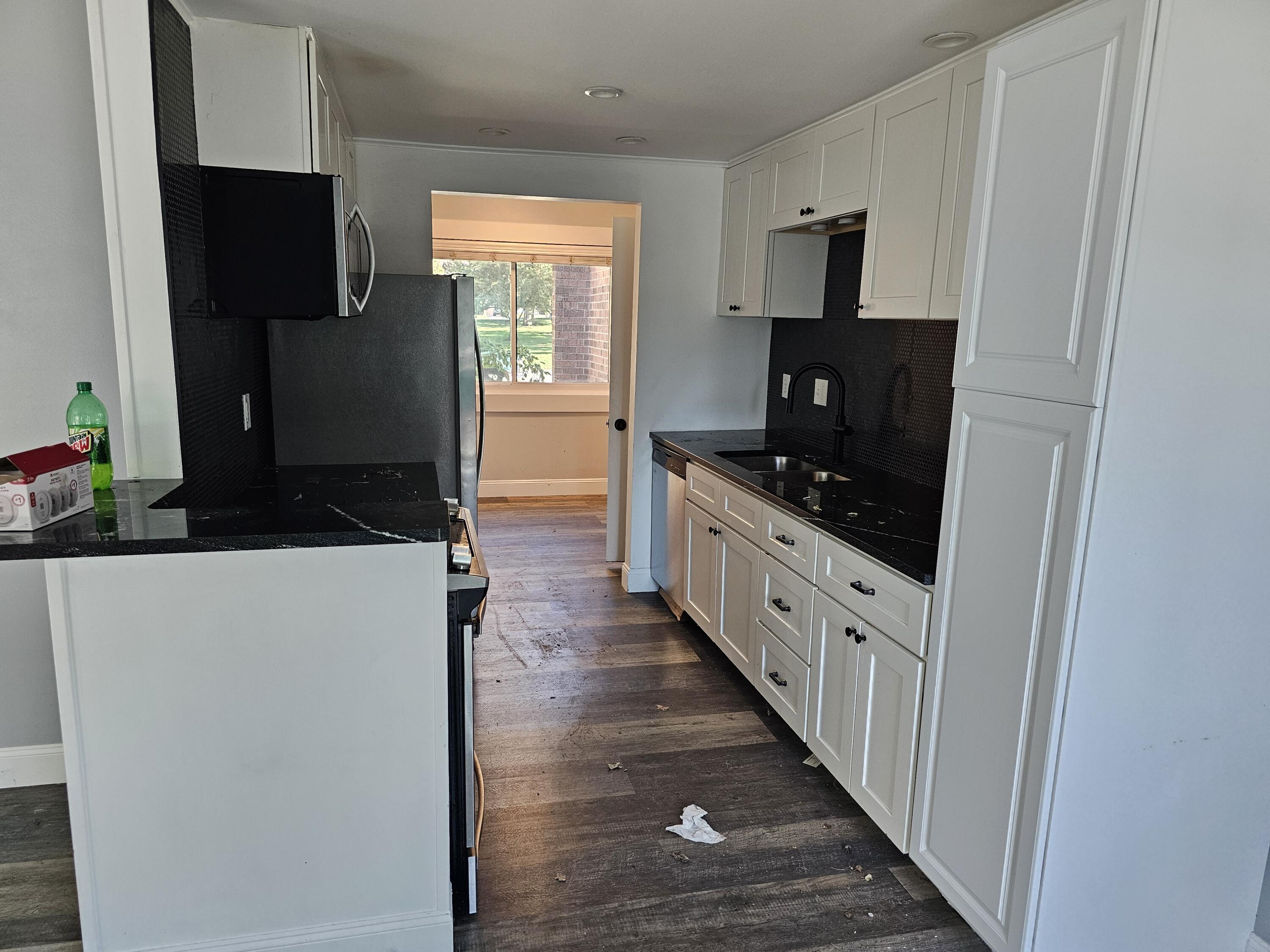 200 Heritage Commons Street SE