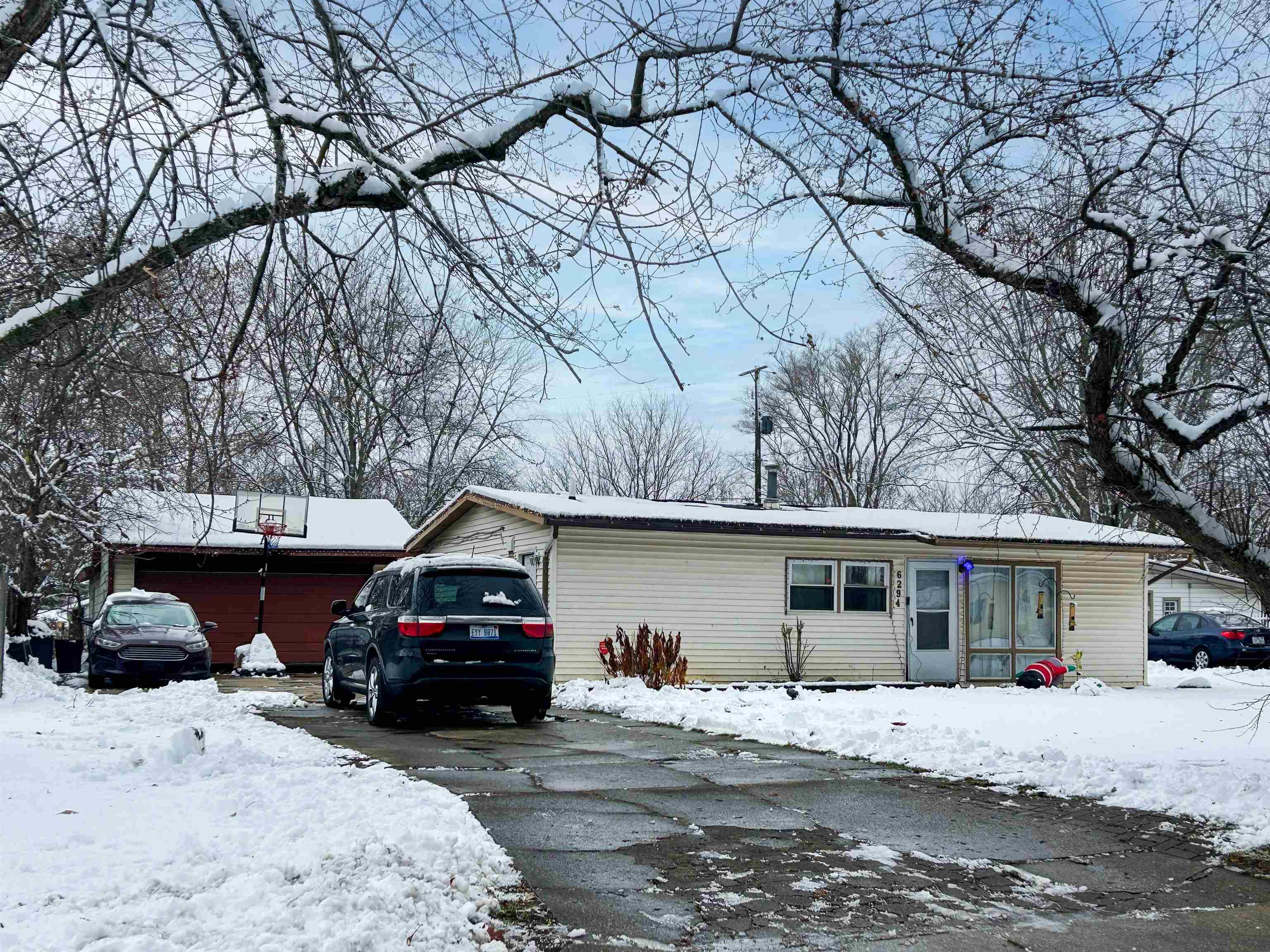 6294 Springdale Boulevard