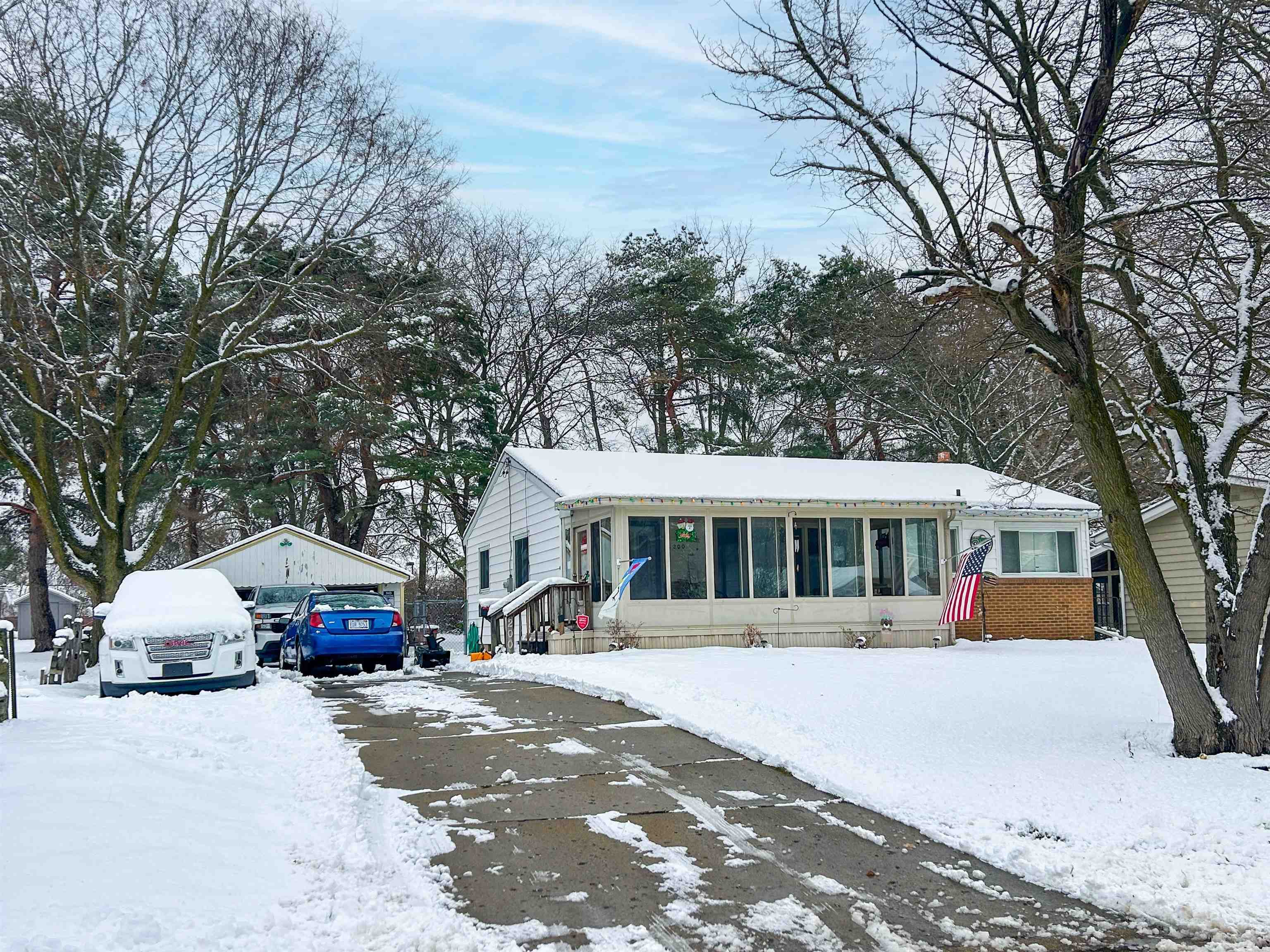 6294 Springdale Boulevard