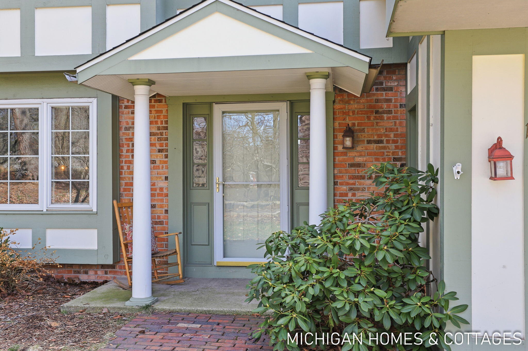 136 Crescent Drive