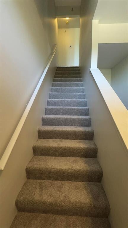 1426 Crimson Way