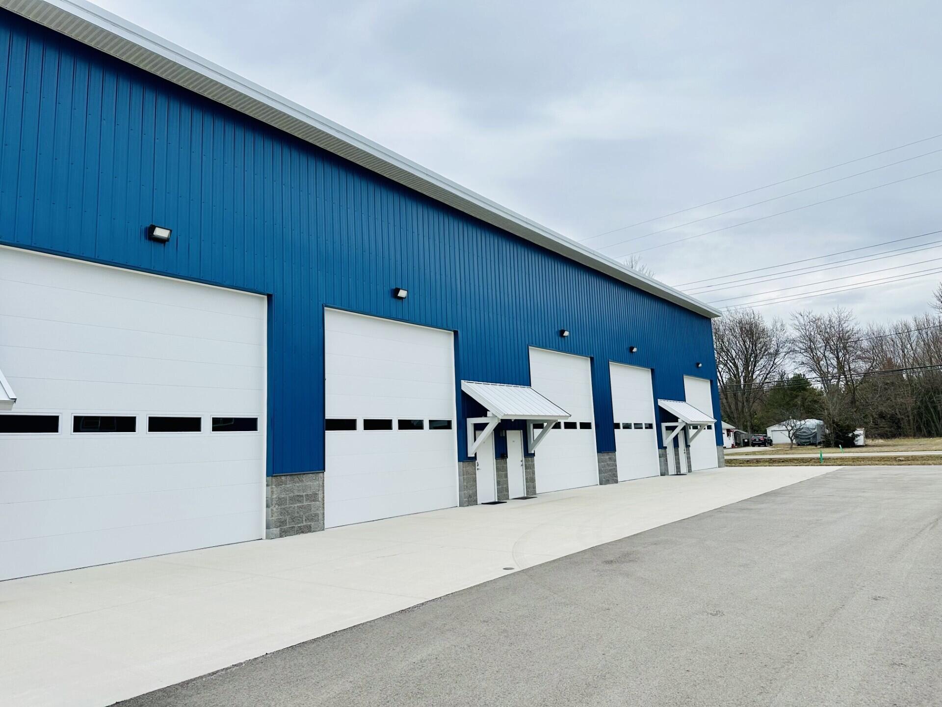 1054 W Sherman Boulevard 106