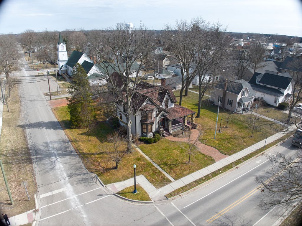 listing image 42