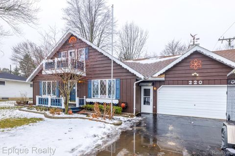 220 Worth Street Sandusky City MI 48471