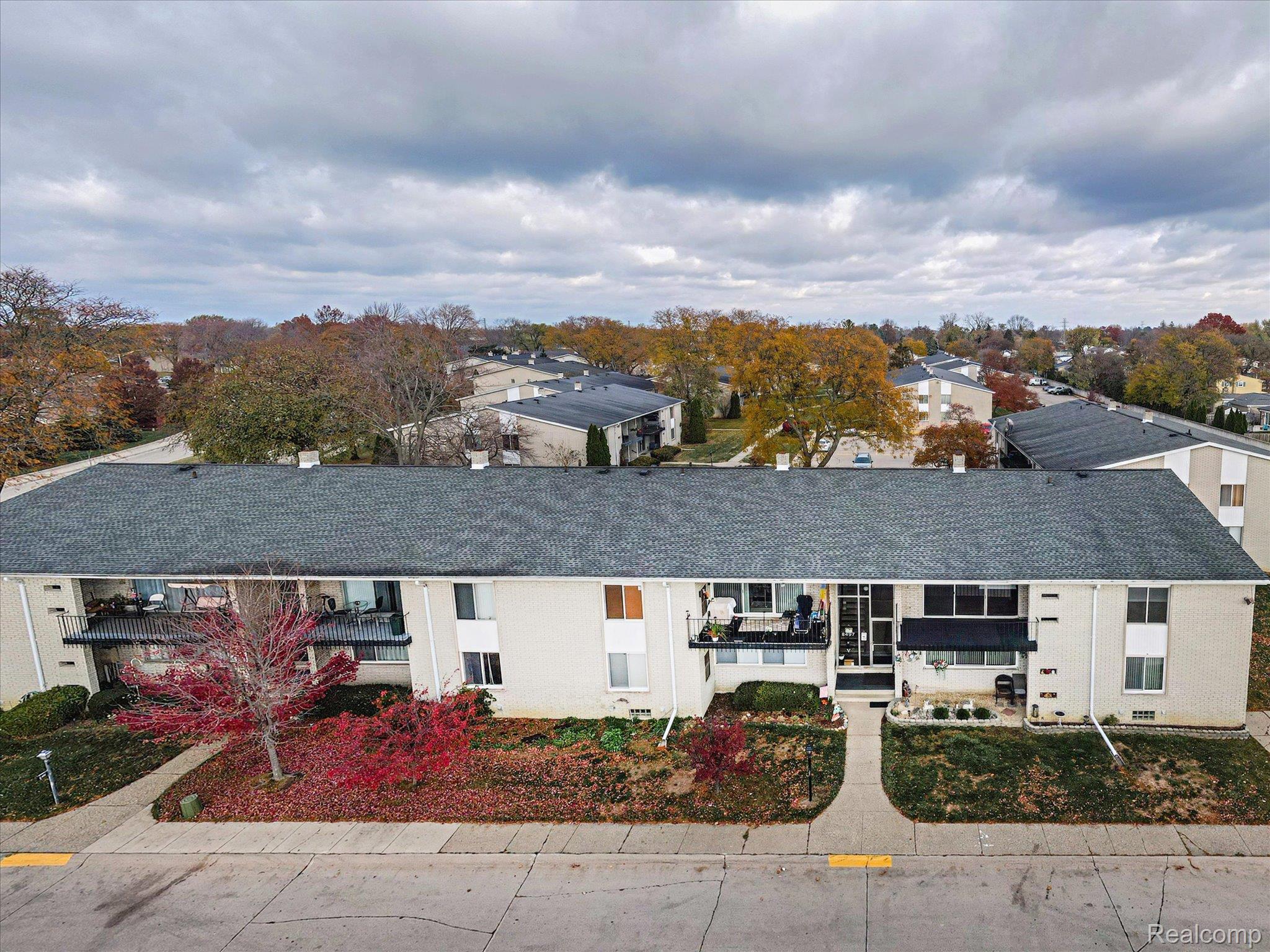 8497 Kennedy Circle 7