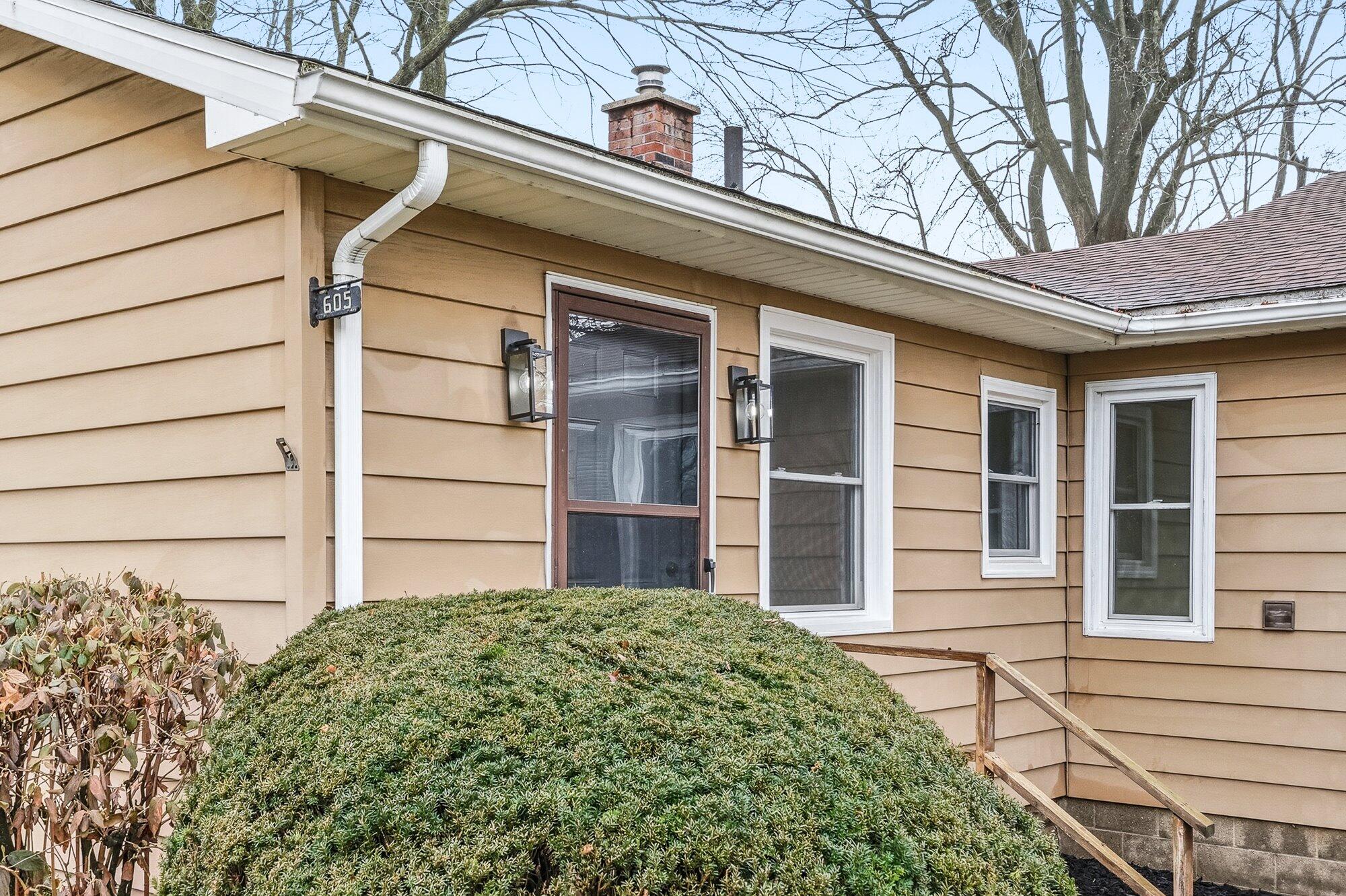 605 Coolidge Avenue