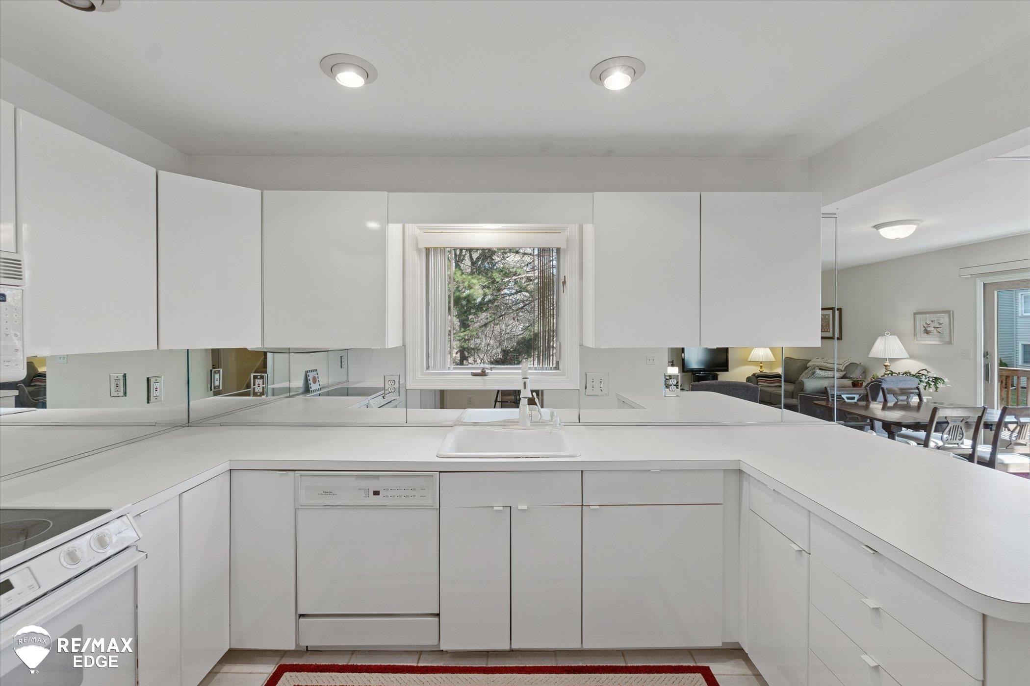 8492 Pepper Ridge Drive