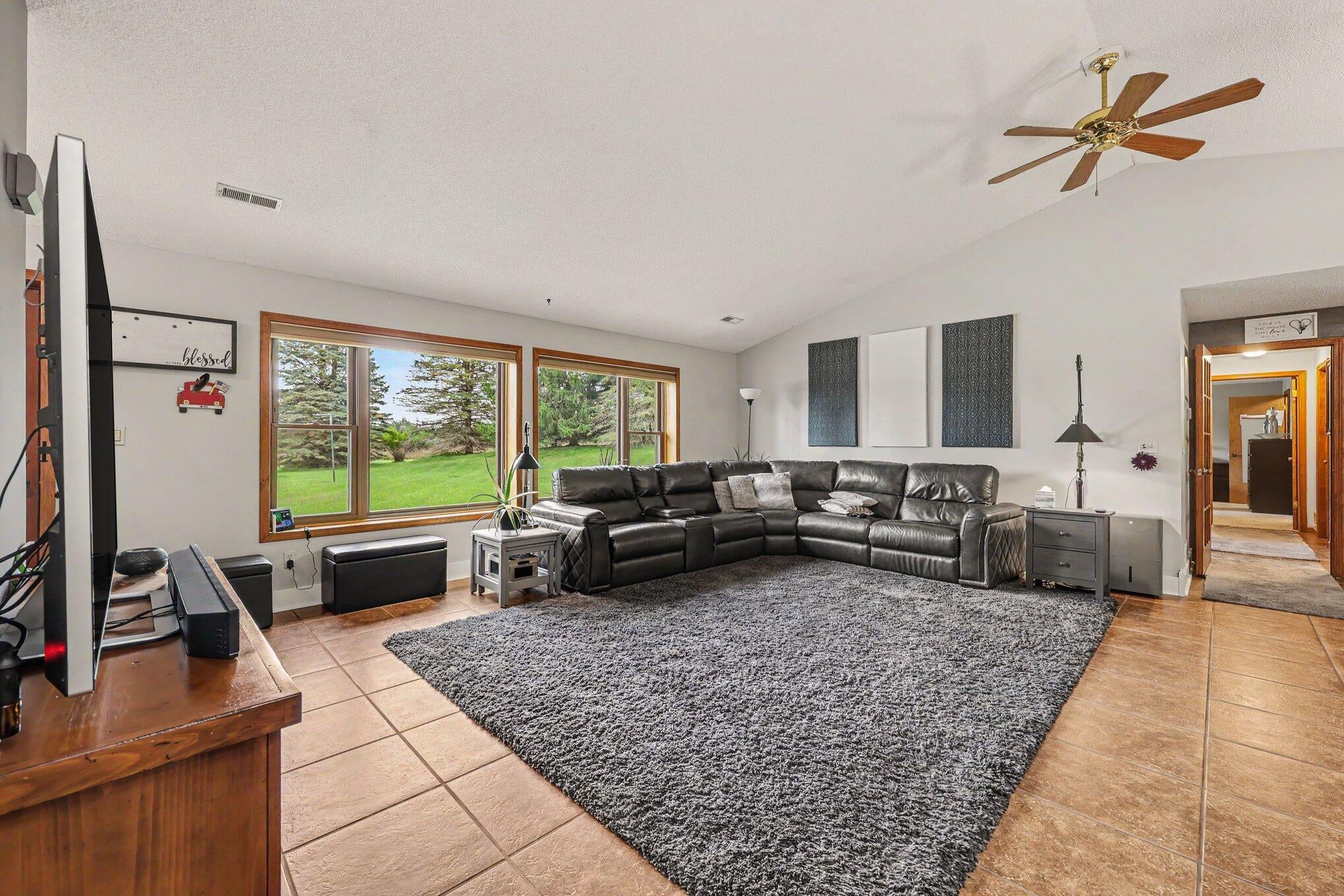 2541 Struthers Road